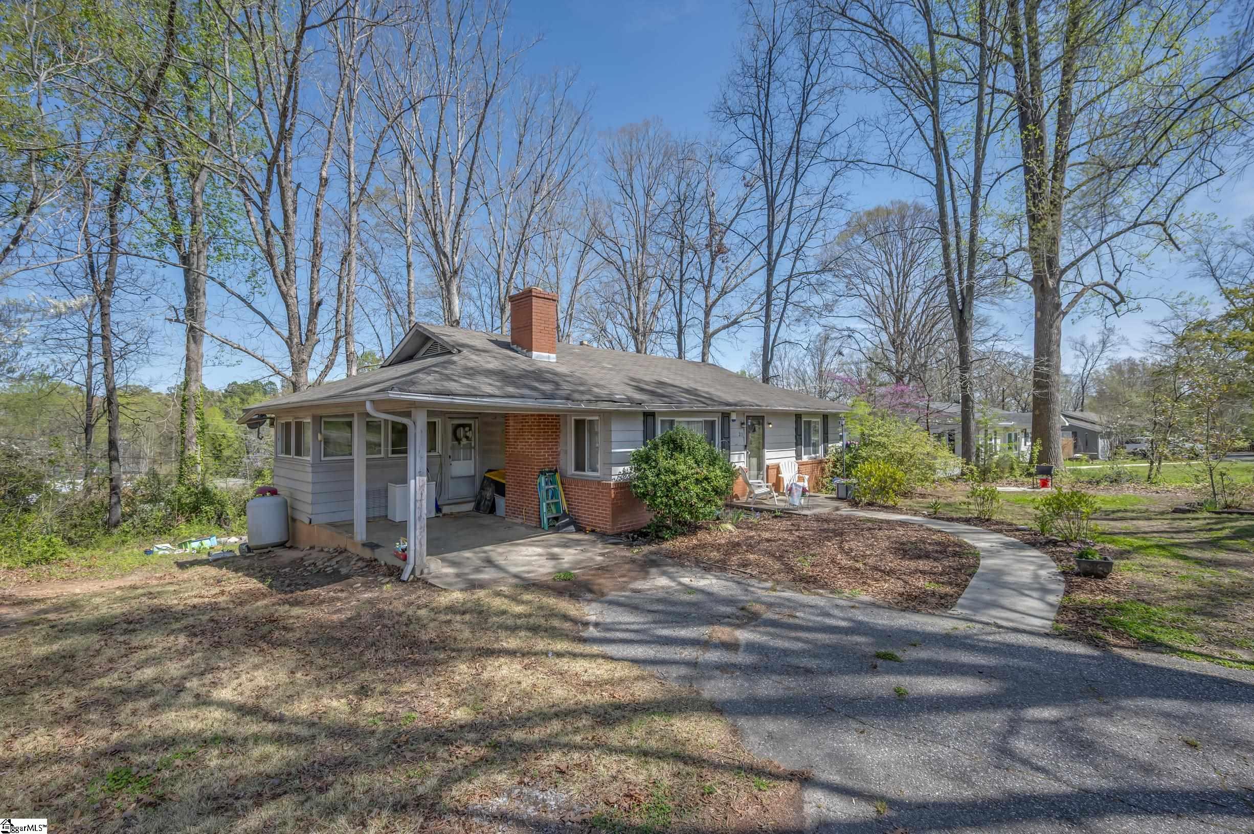 211 Redland, Landrum, South Carolina image 4