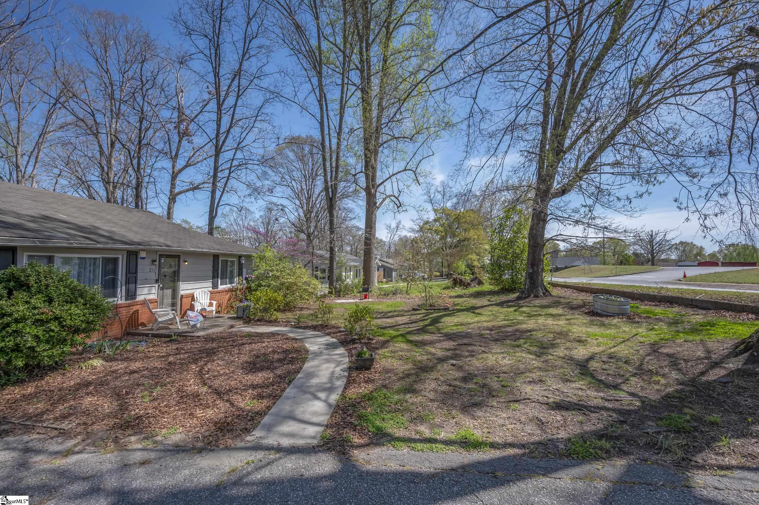 211 Redland, Landrum, South Carolina image 5