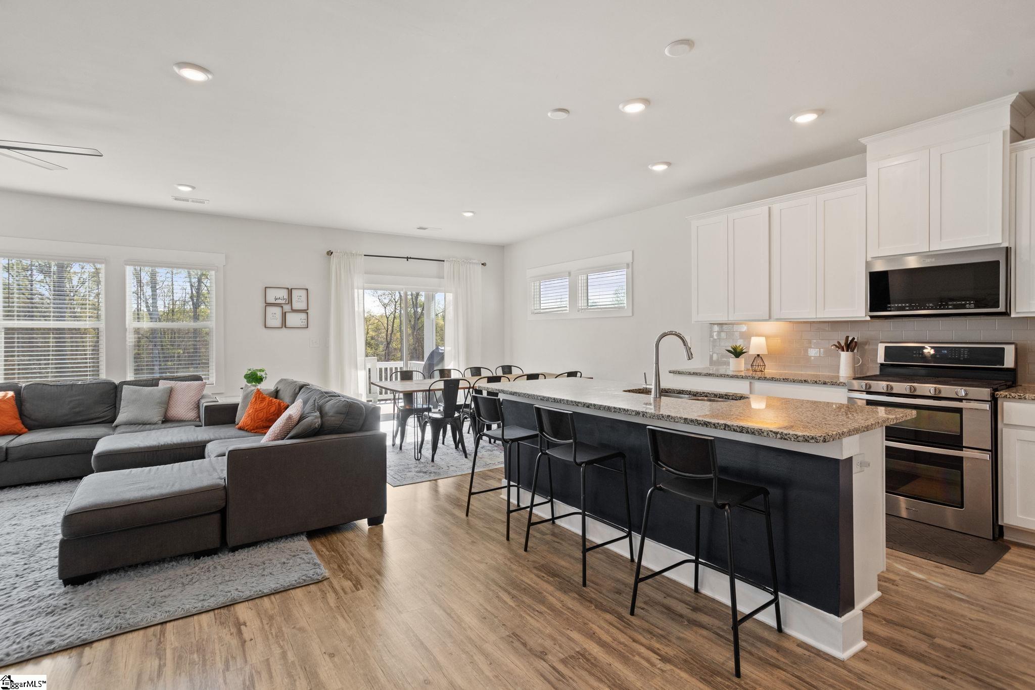305 Pewter, Simpsonville, South Carolina image 6