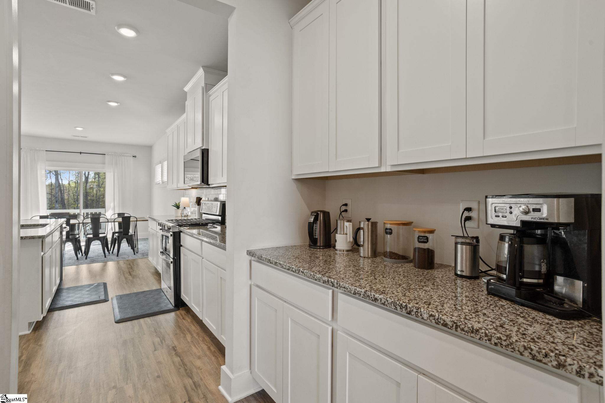305 Pewter, Simpsonville, South Carolina image 7