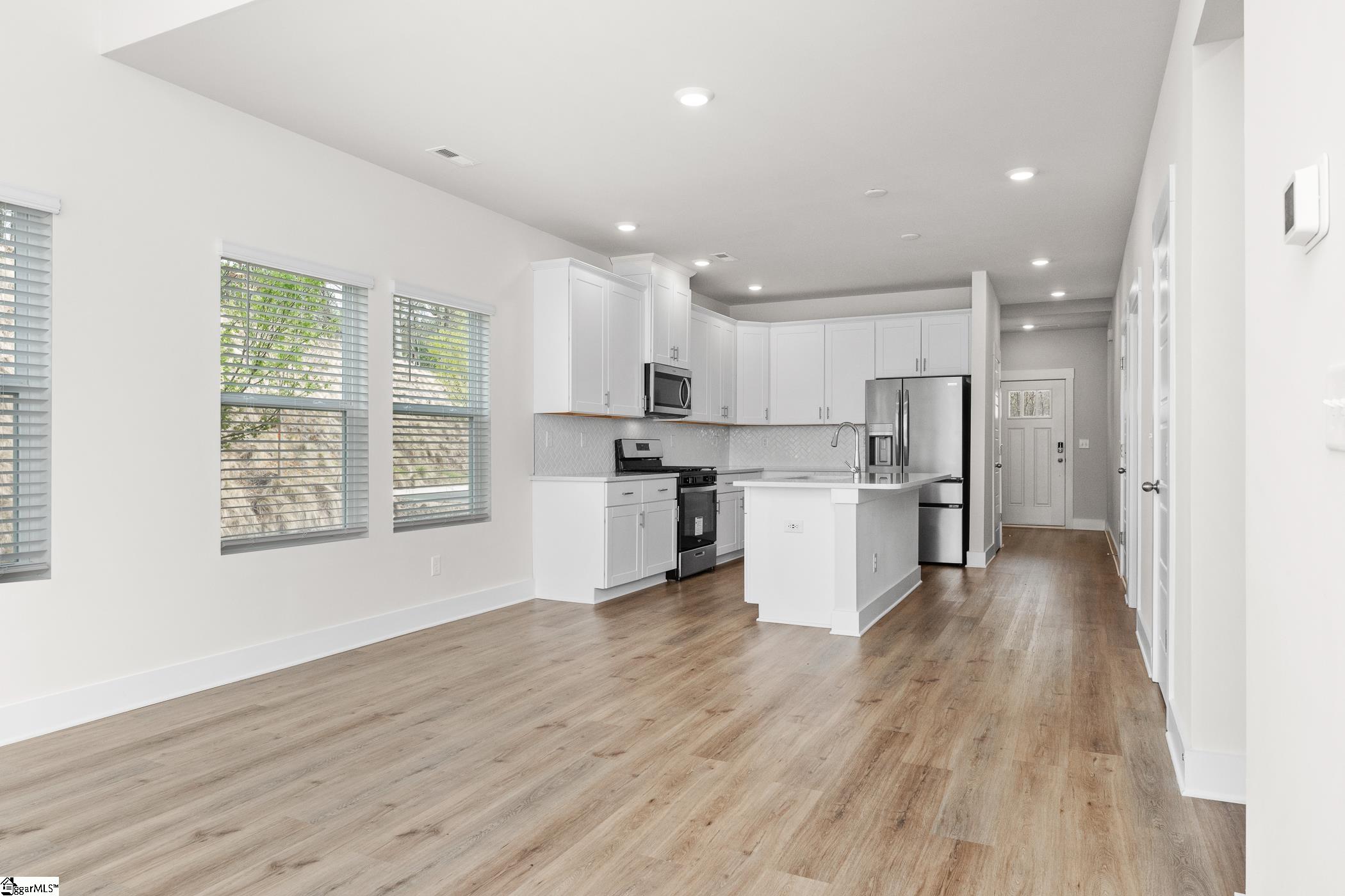9 Lettner, Greenville, South Carolina image 6