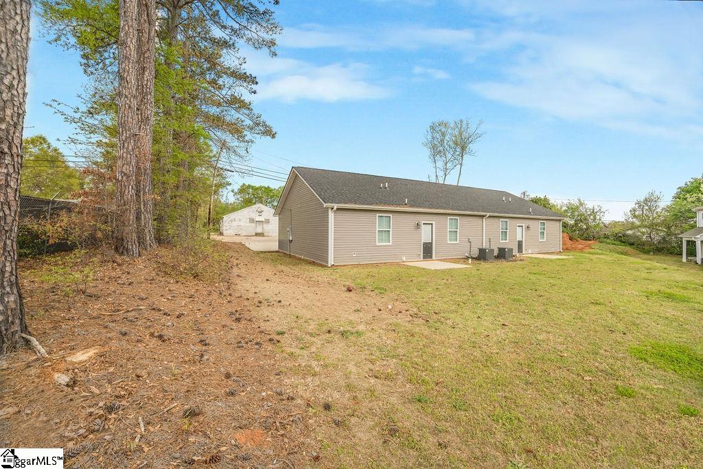 119 N Moore, Duncan, South Carolina image 16