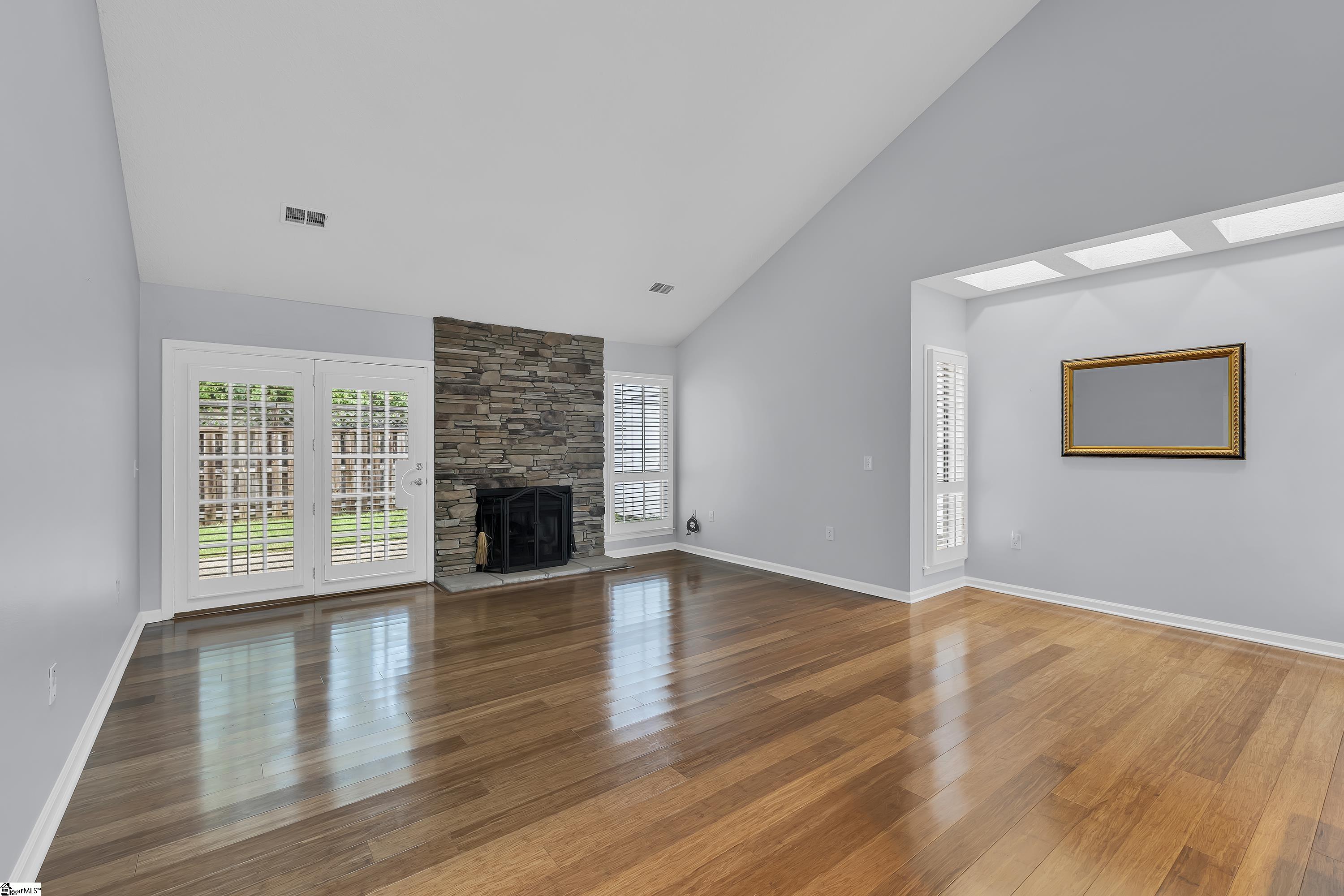 90 Forest Lake, Simpsonville, South Carolina image 2