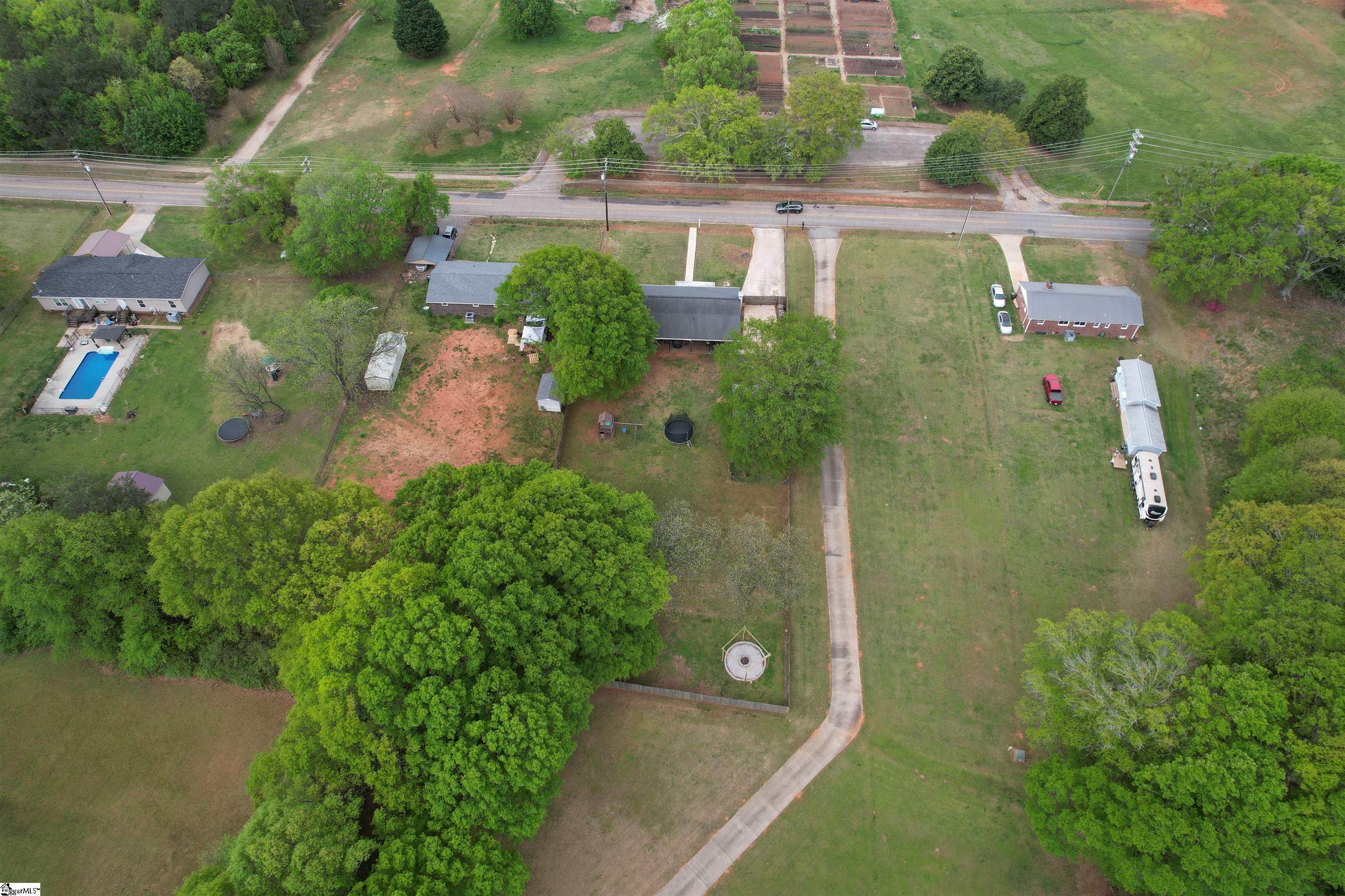 214 West, Greer, South Carolina image 8