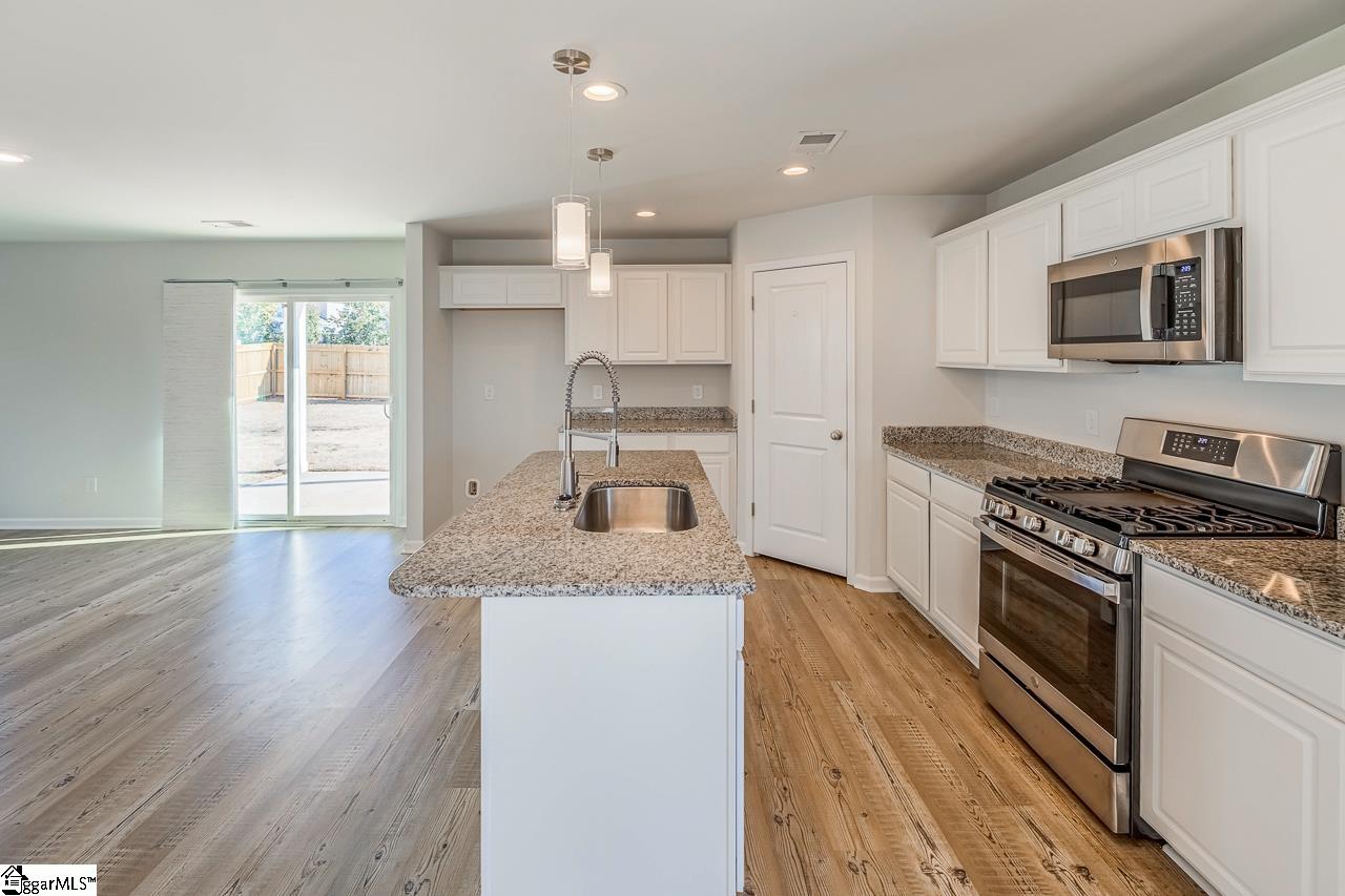 604 Whittier, Greenville, South Carolina image 8