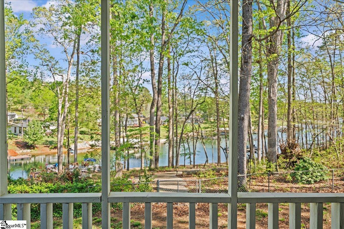 217 Maret, Townville, South Carolina image 14