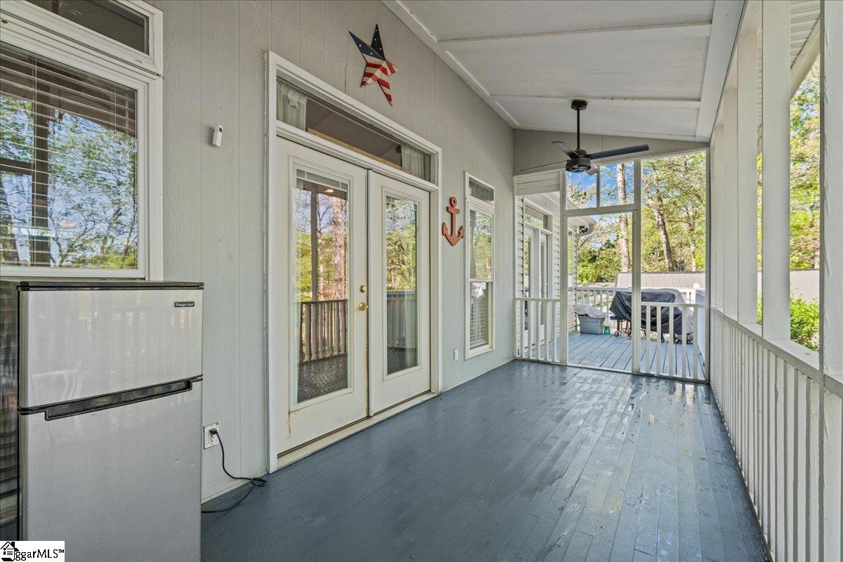217 Maret, Townville, South Carolina image 17