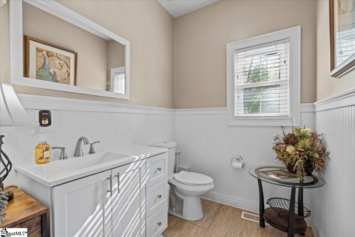 217 Maret, Townville, South Carolina image 23