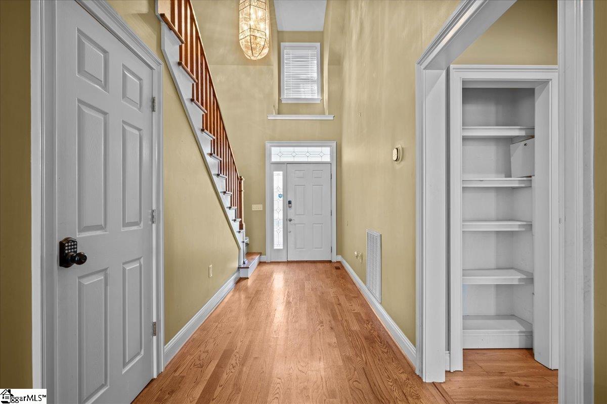 217 Maret, Townville, South Carolina image 6