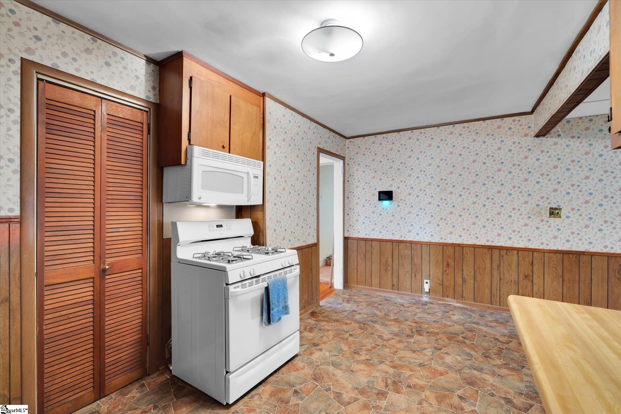 308 Worley, Greenville, South Carolina image 11