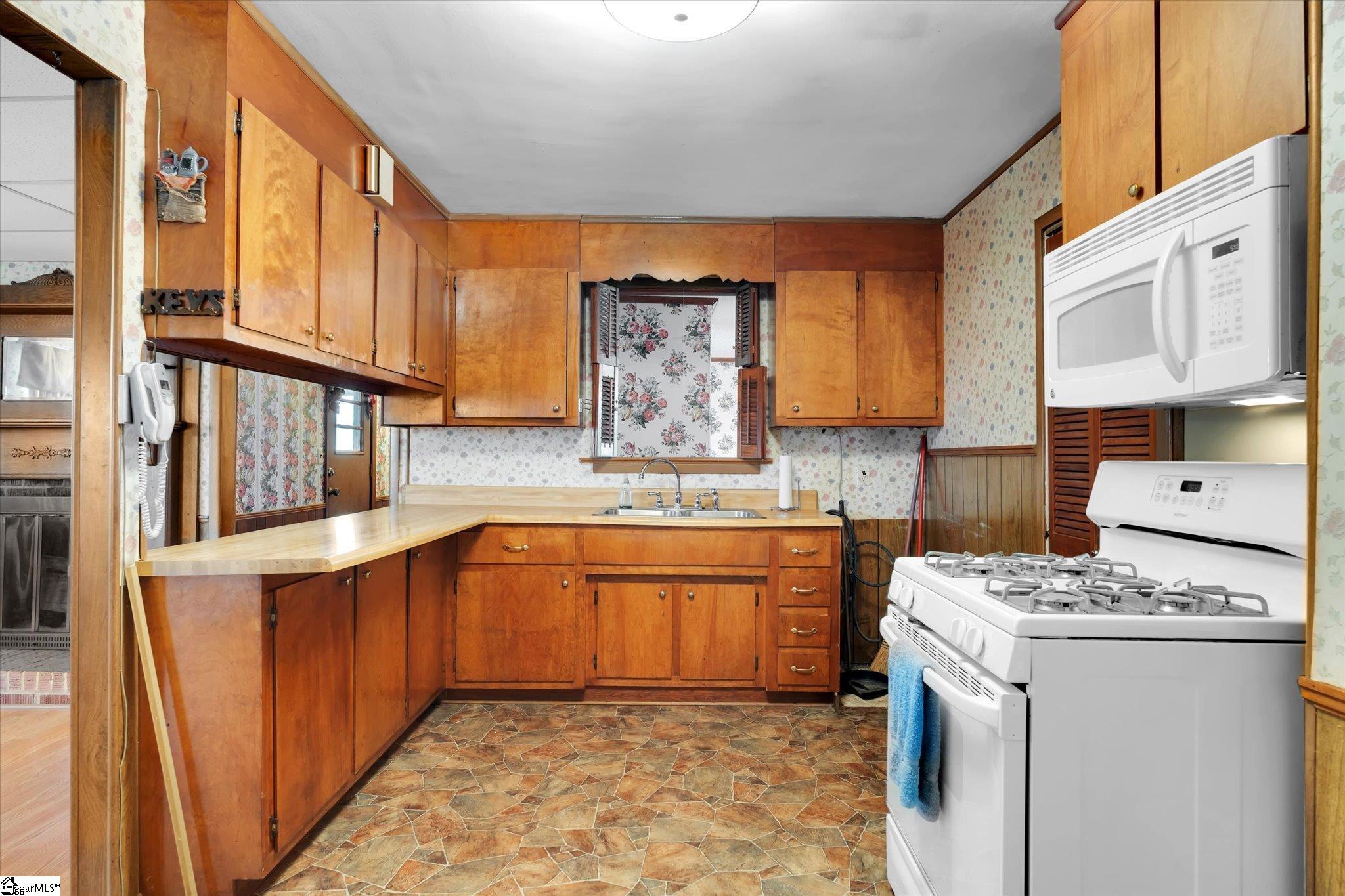 308 Worley, Greenville, South Carolina image 9
