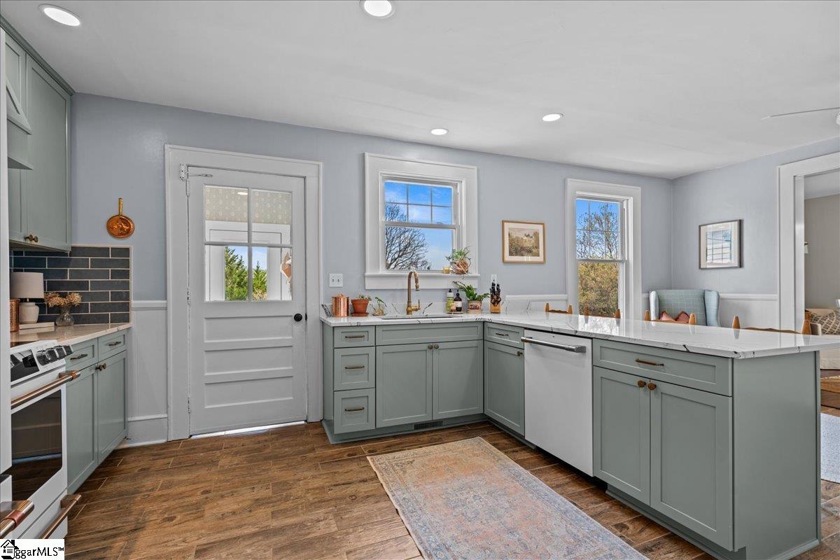 225 Settlement, Travelers Rest, South Carolina image 10