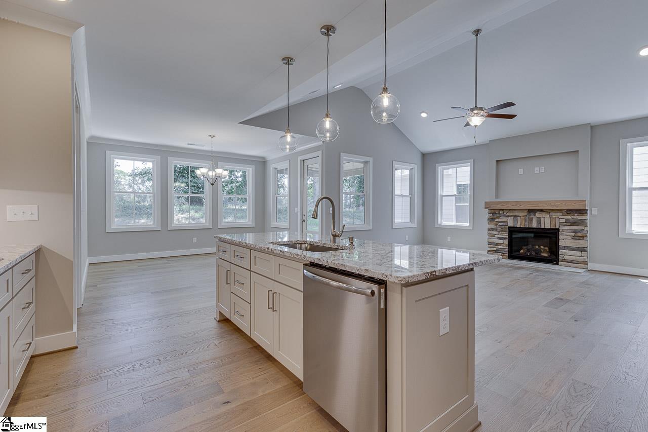 7 Pineglen, Simpsonville, South Carolina image 18