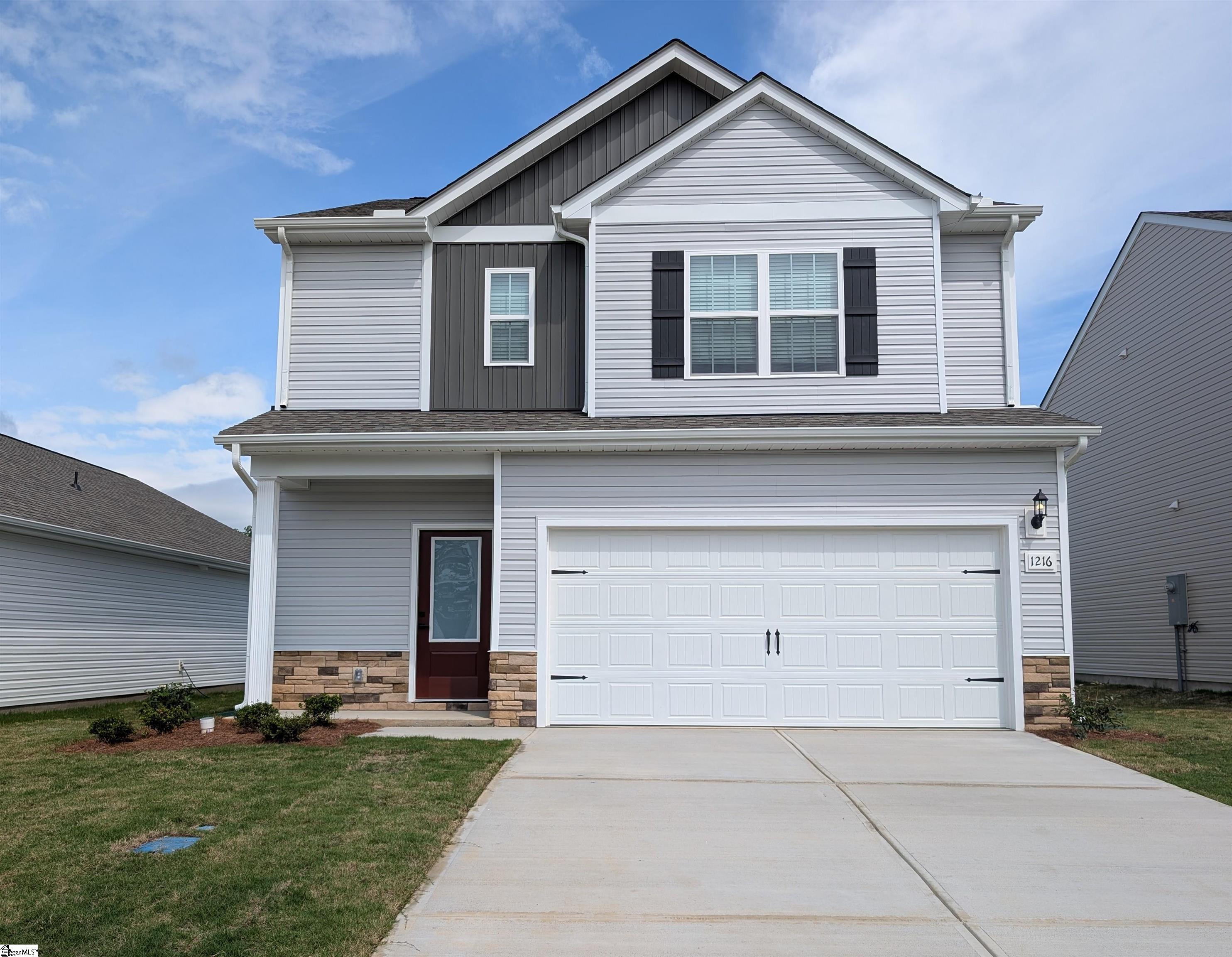1216 Crested Iris Street, Moore SC 29369