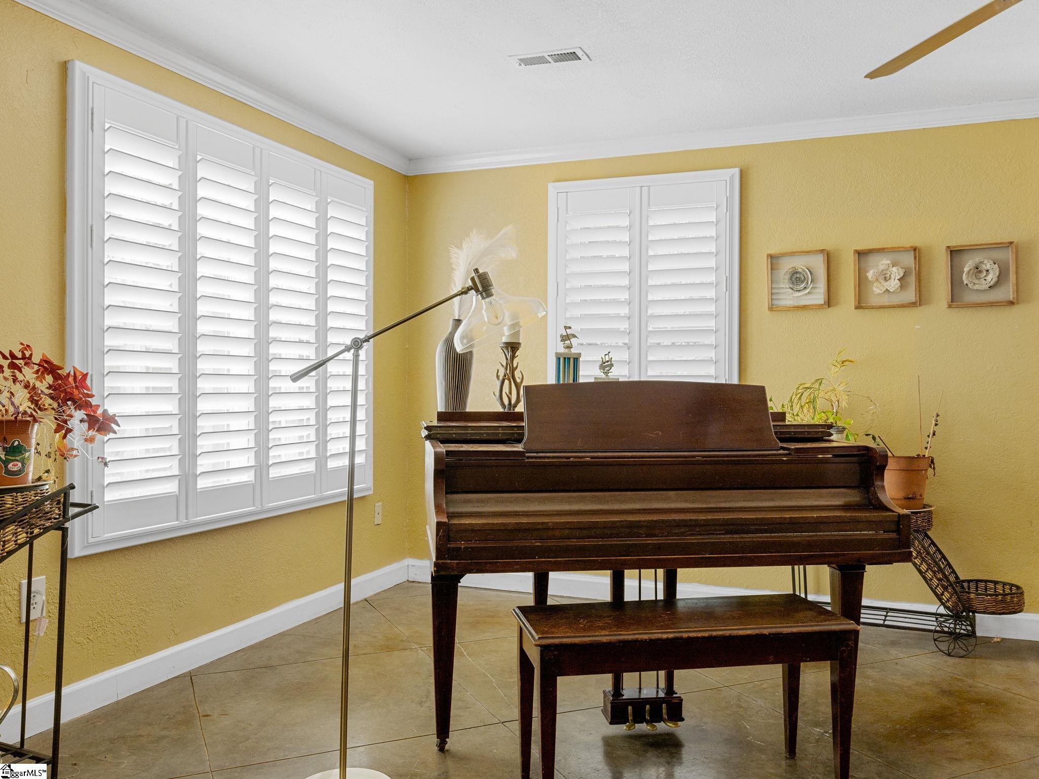 Four Seasons Room/Flex Room
