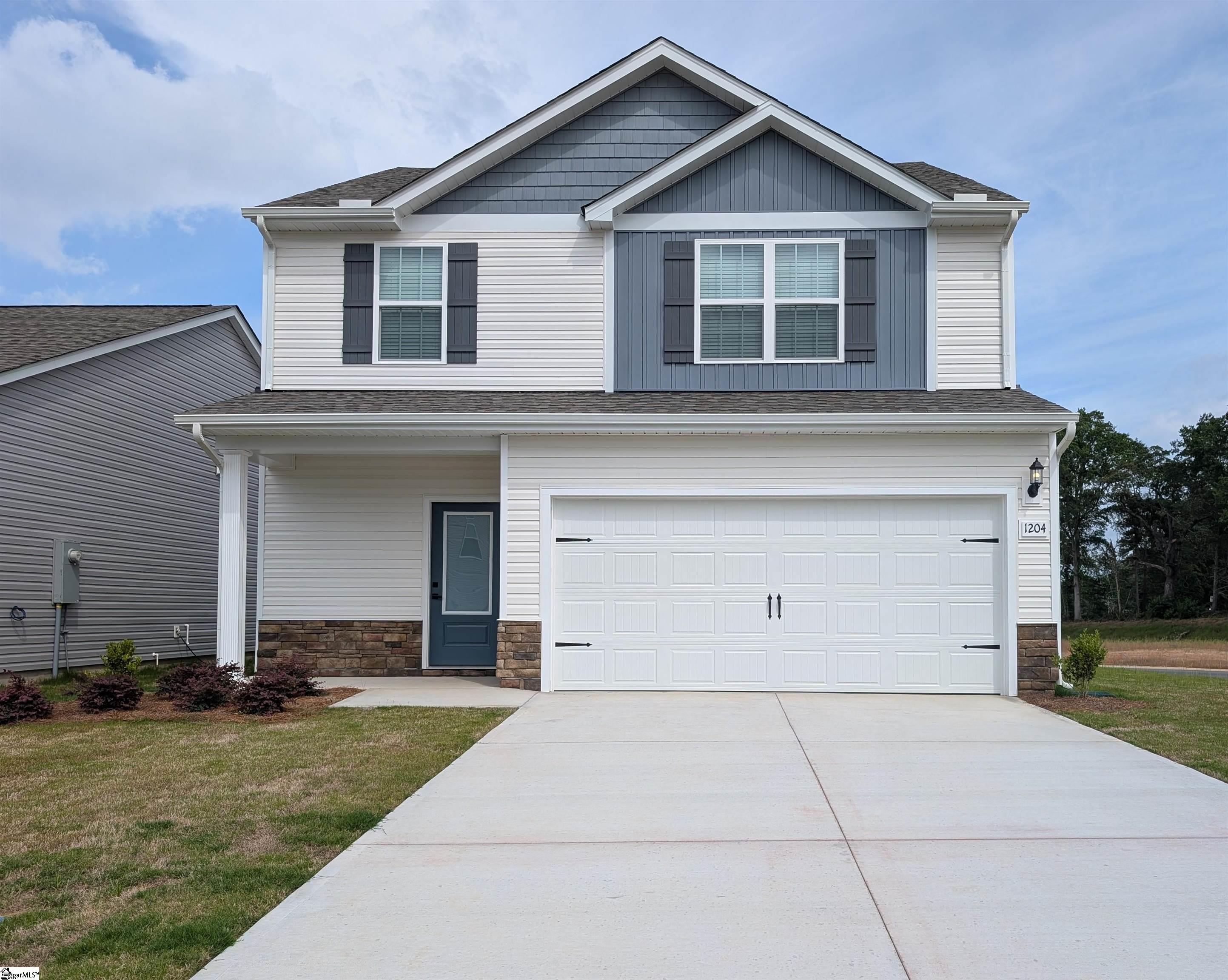 1204 Crested Iris Street, Moore SC 29369
