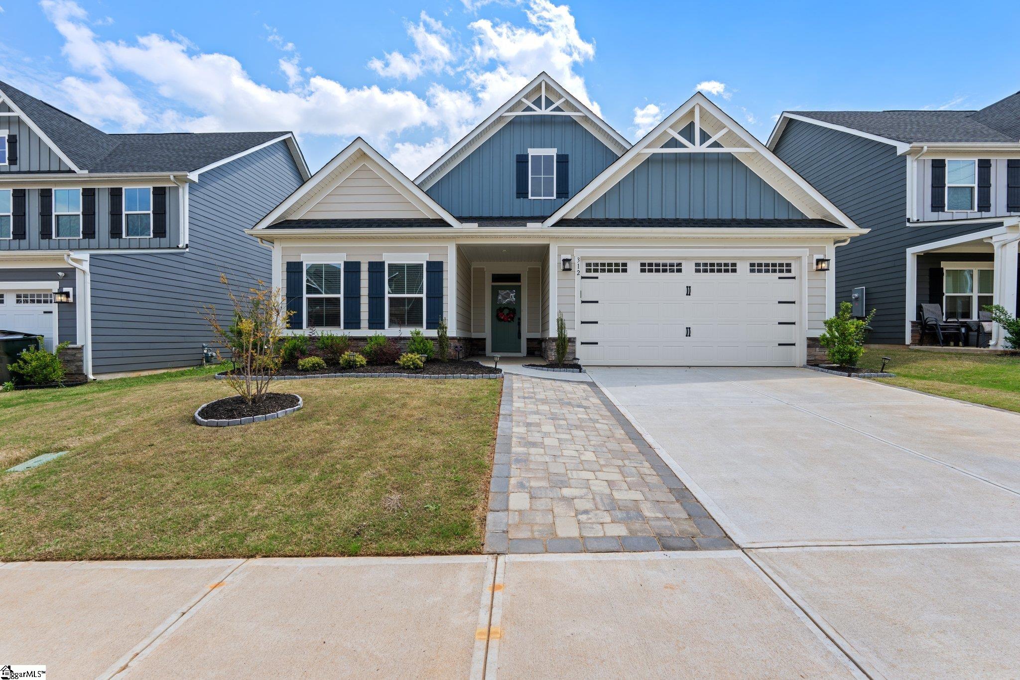 312 Hollythorpe Lane Fountain Inn, SC 29644