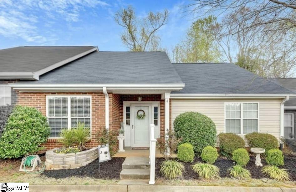 4 Creekbend Court, Simpsonville SC 29681