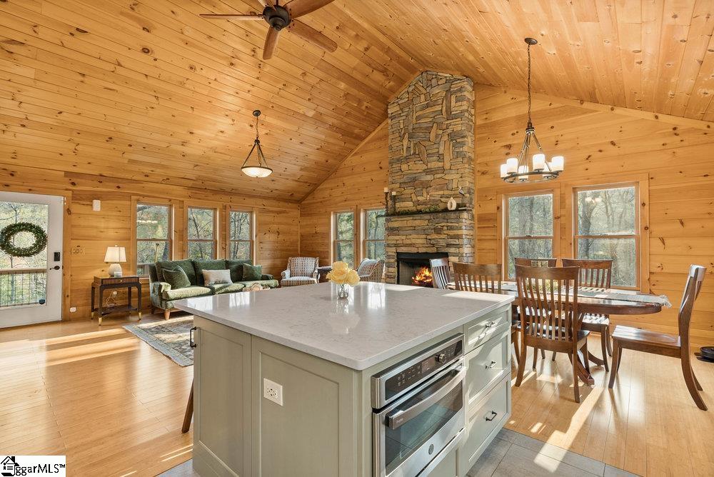 502 Caledonia, Landrum, South Carolina image 14