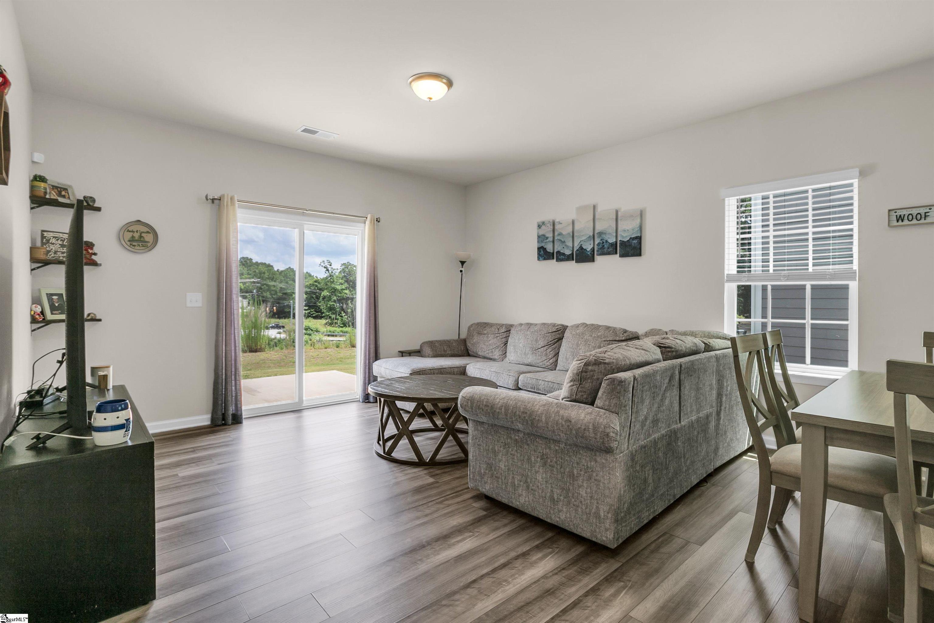209 Magnolia, Reidville, South Carolina image 4