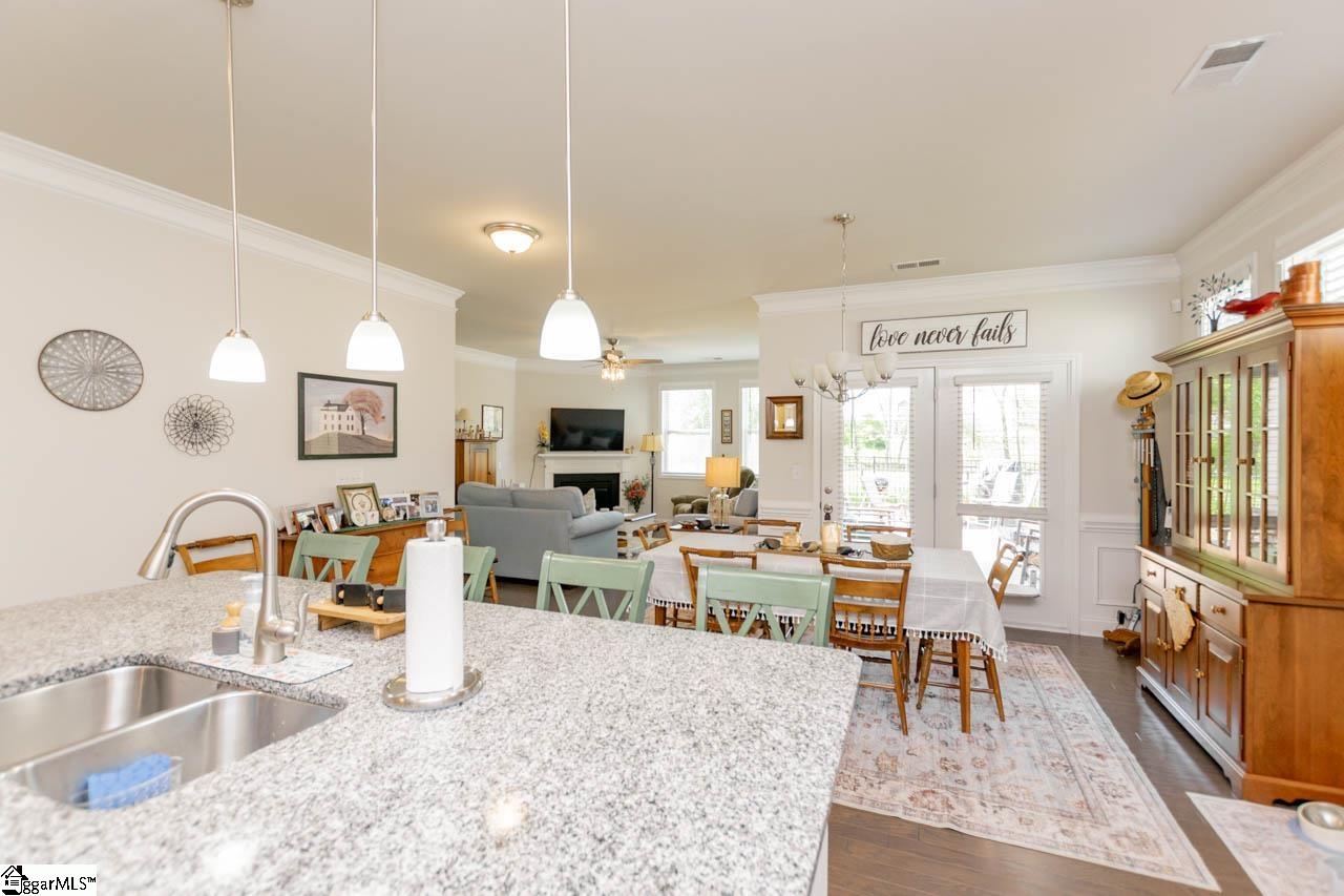 5 Yellow Fox, Greer, South Carolina image 7