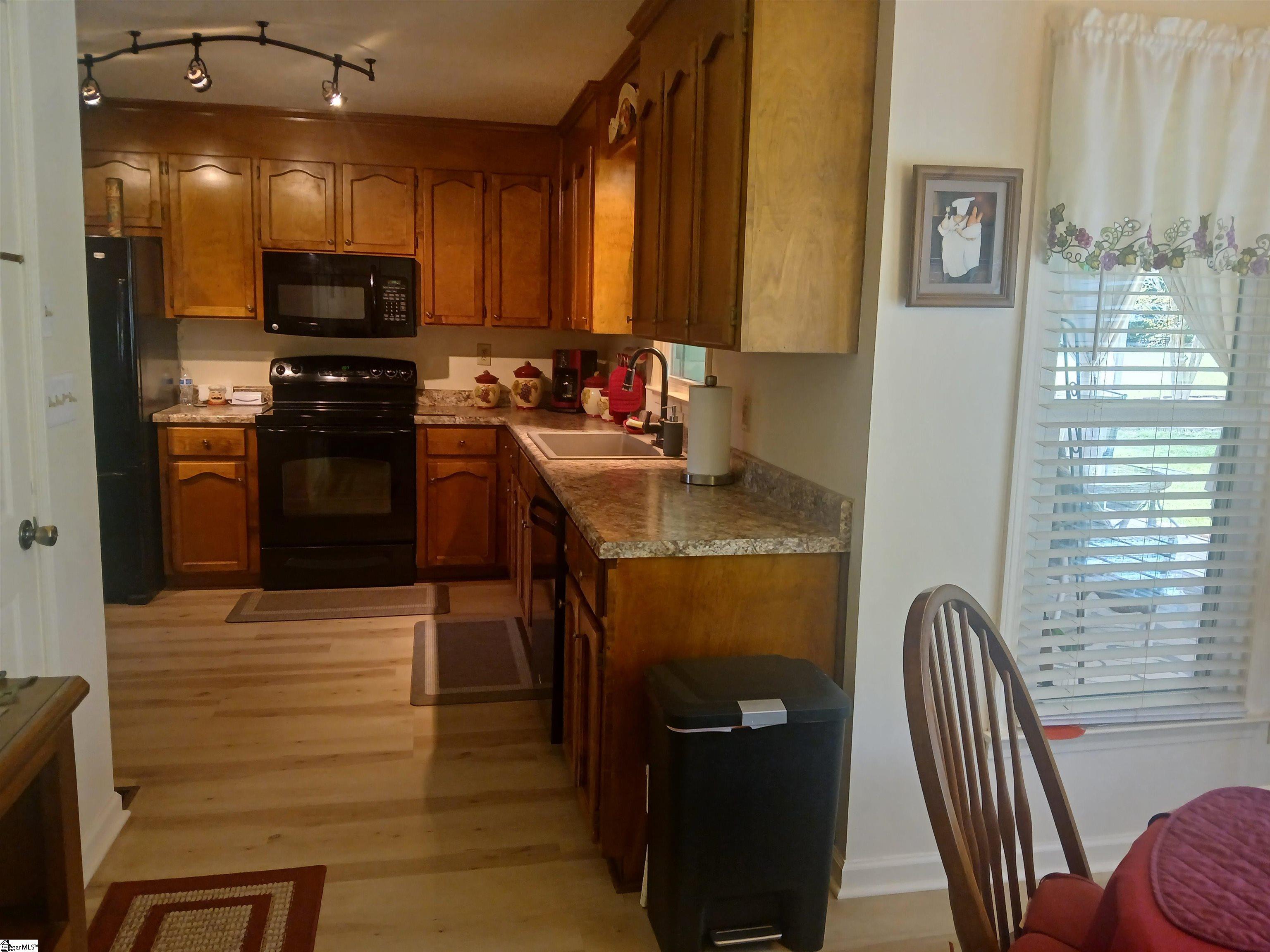107 Williams, Taylors, South Carolina image 12