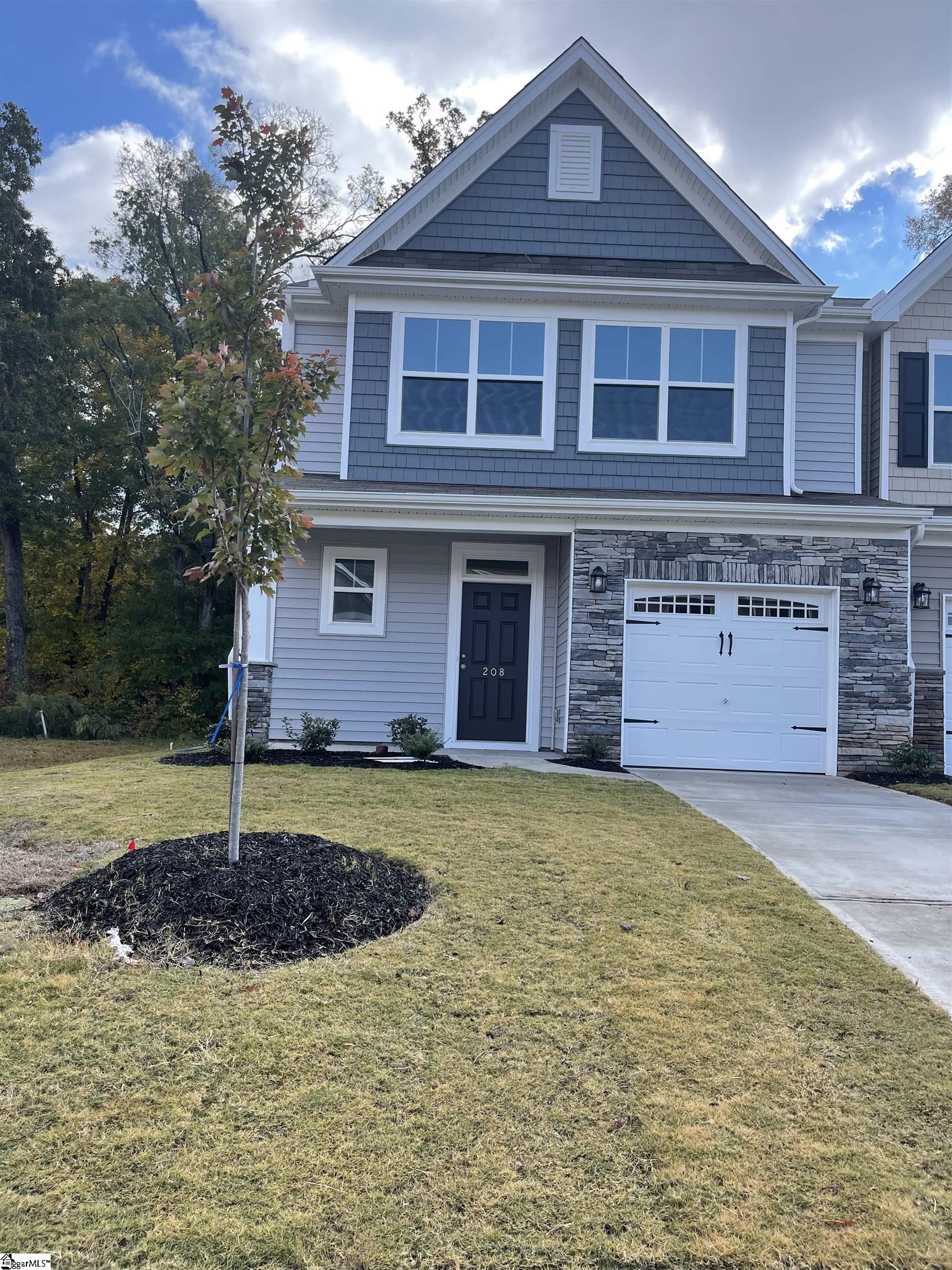 208 Brochaill Court Powdersville, SC 29673
