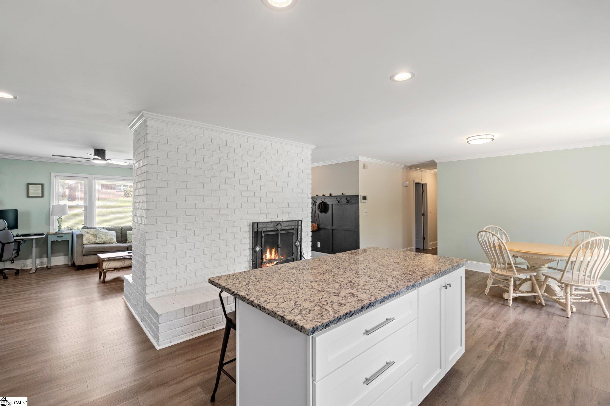 214 Azalea, Greenville, South Carolina image 11