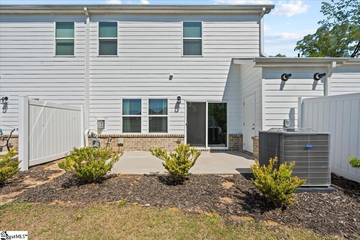 22 Sparrow, Greenville, South Carolina image 23