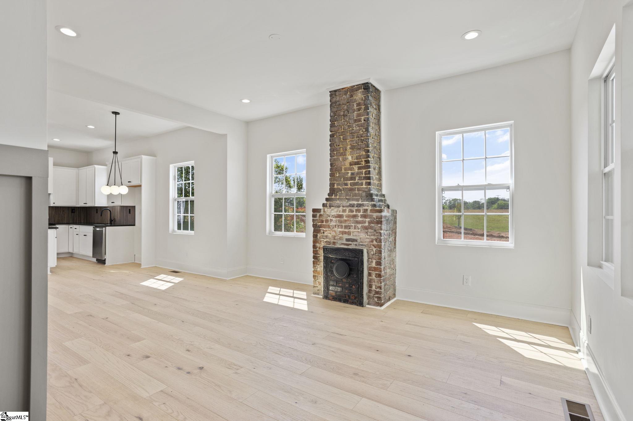 104 B, Greenville, South Carolina image 7