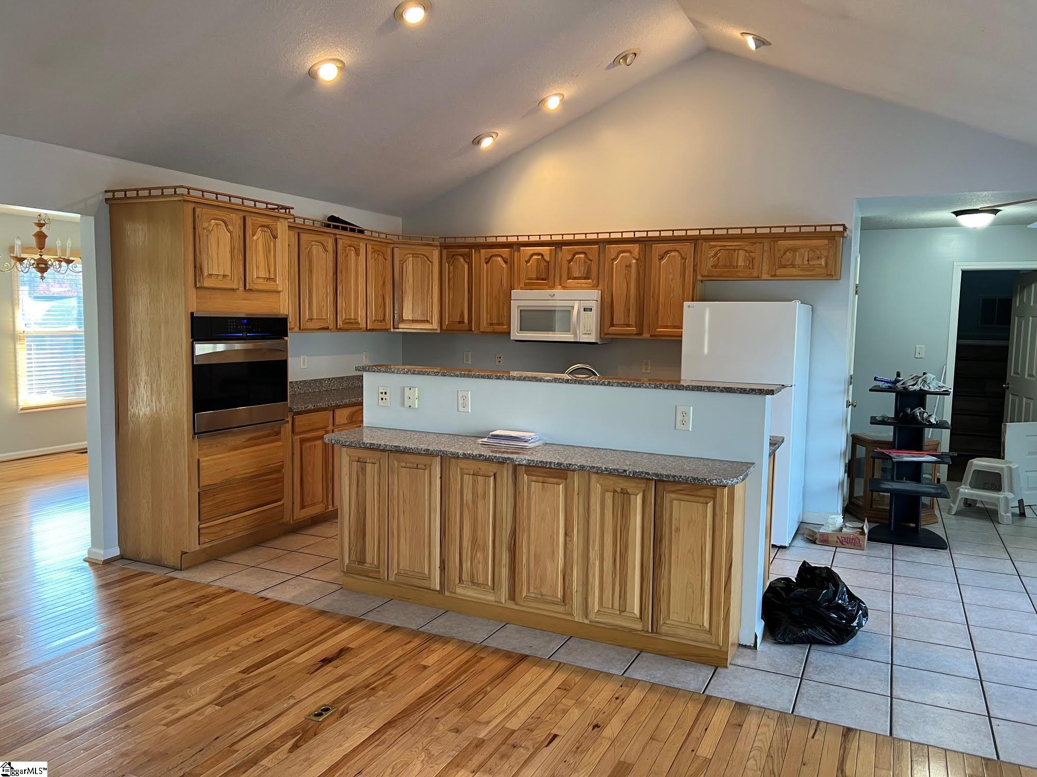 75 Fairmont, Asheville, North Carolina image 11