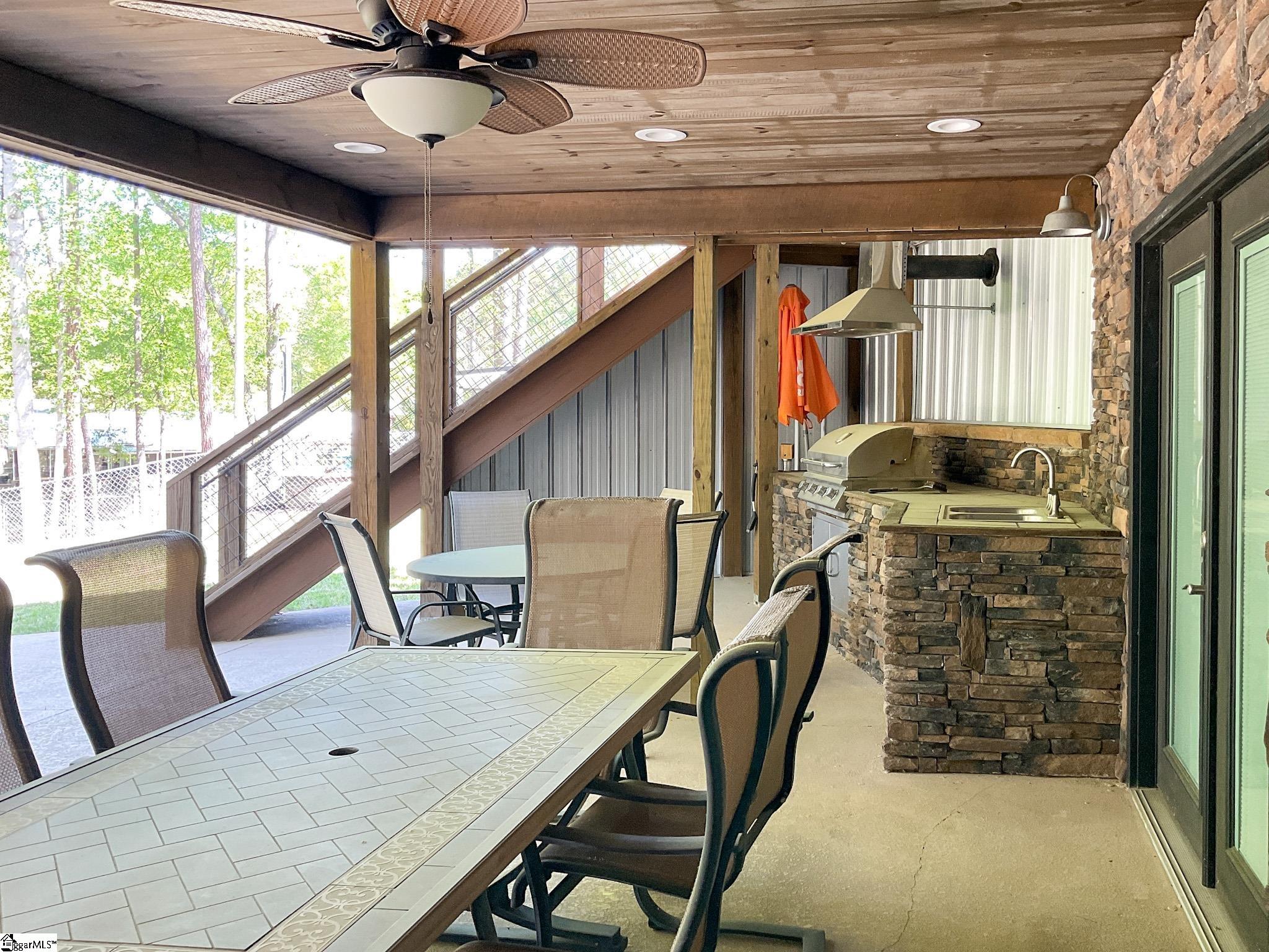 676 N Port Bass, Fair Play, South Carolina image 25