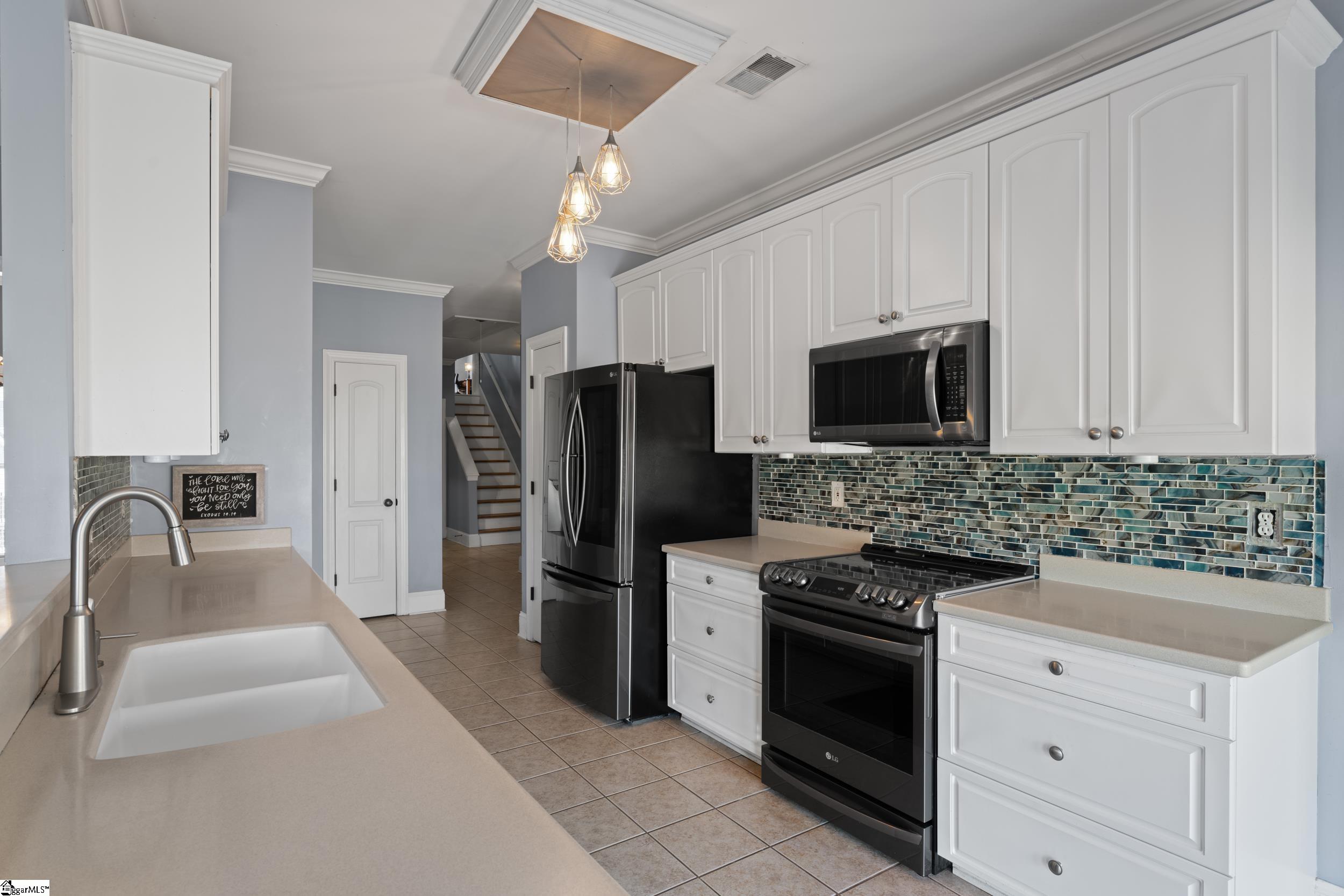 208 W Coosaw, Roebuck, South Carolina image 28