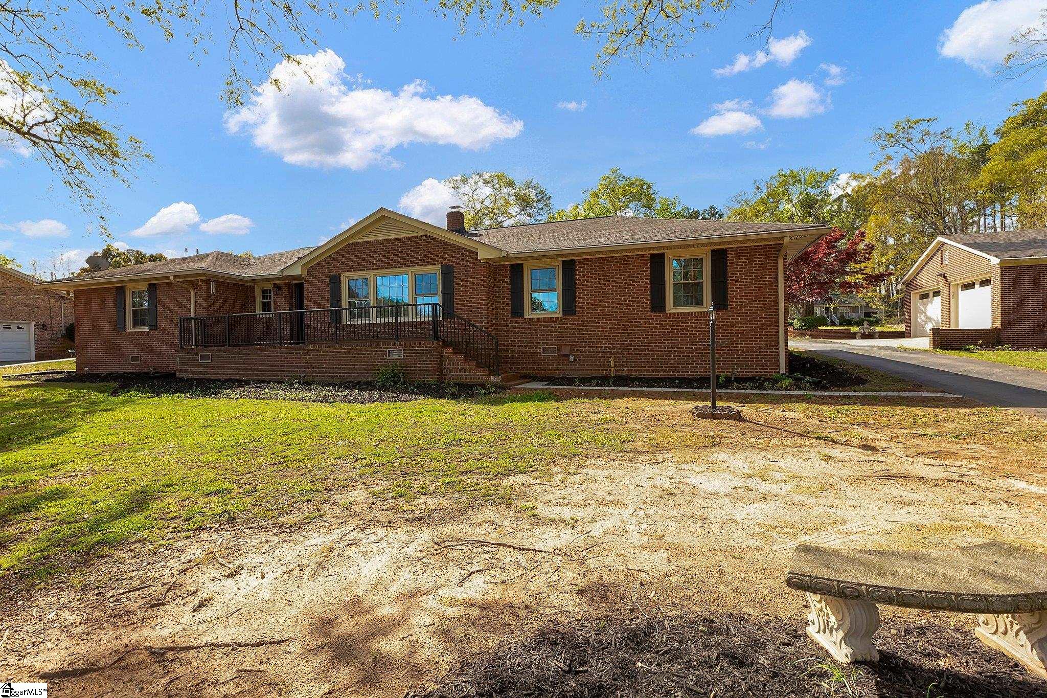 108 Pine, Laurens, South Carolina image 4