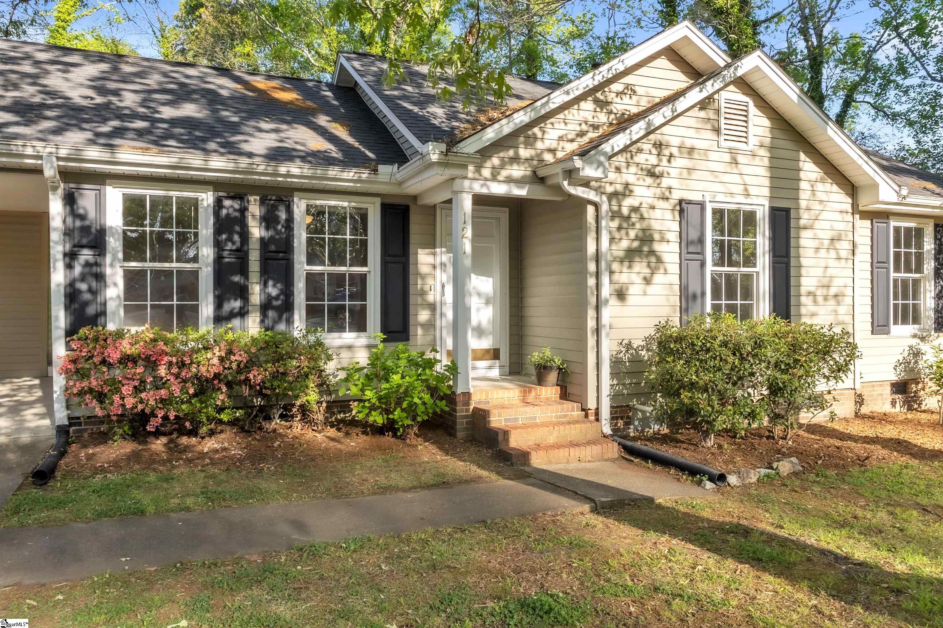 121 Bell, Simpsonville, South Carolina image 1