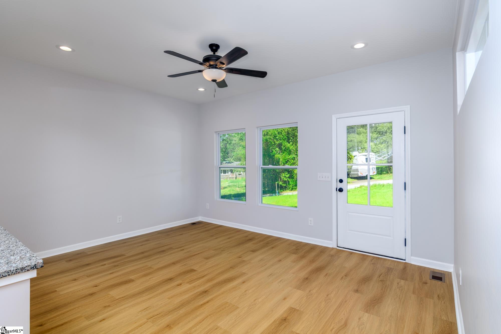 13 Spring, Pelzer, South Carolina image 11