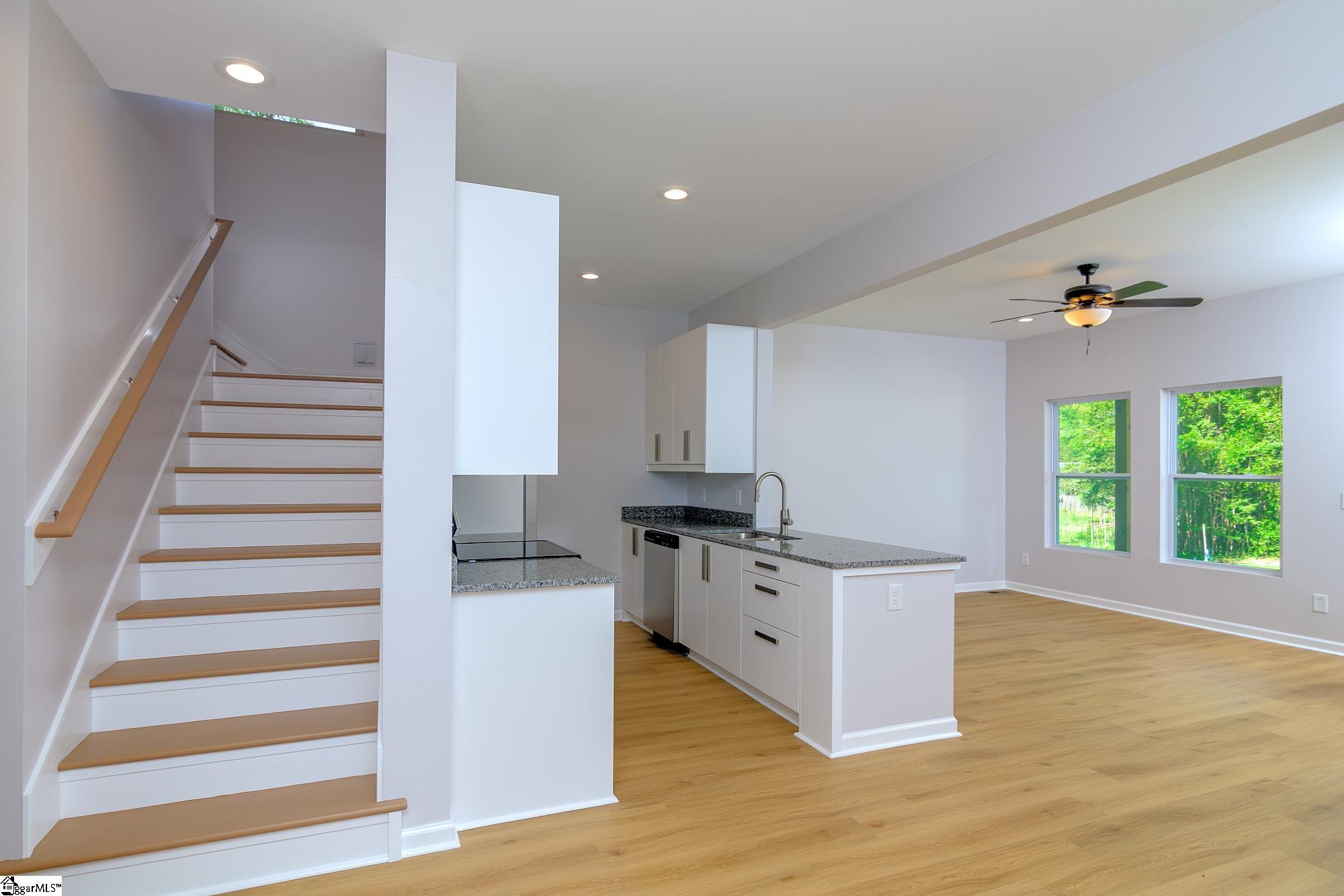 13 Spring, Pelzer, South Carolina image 21