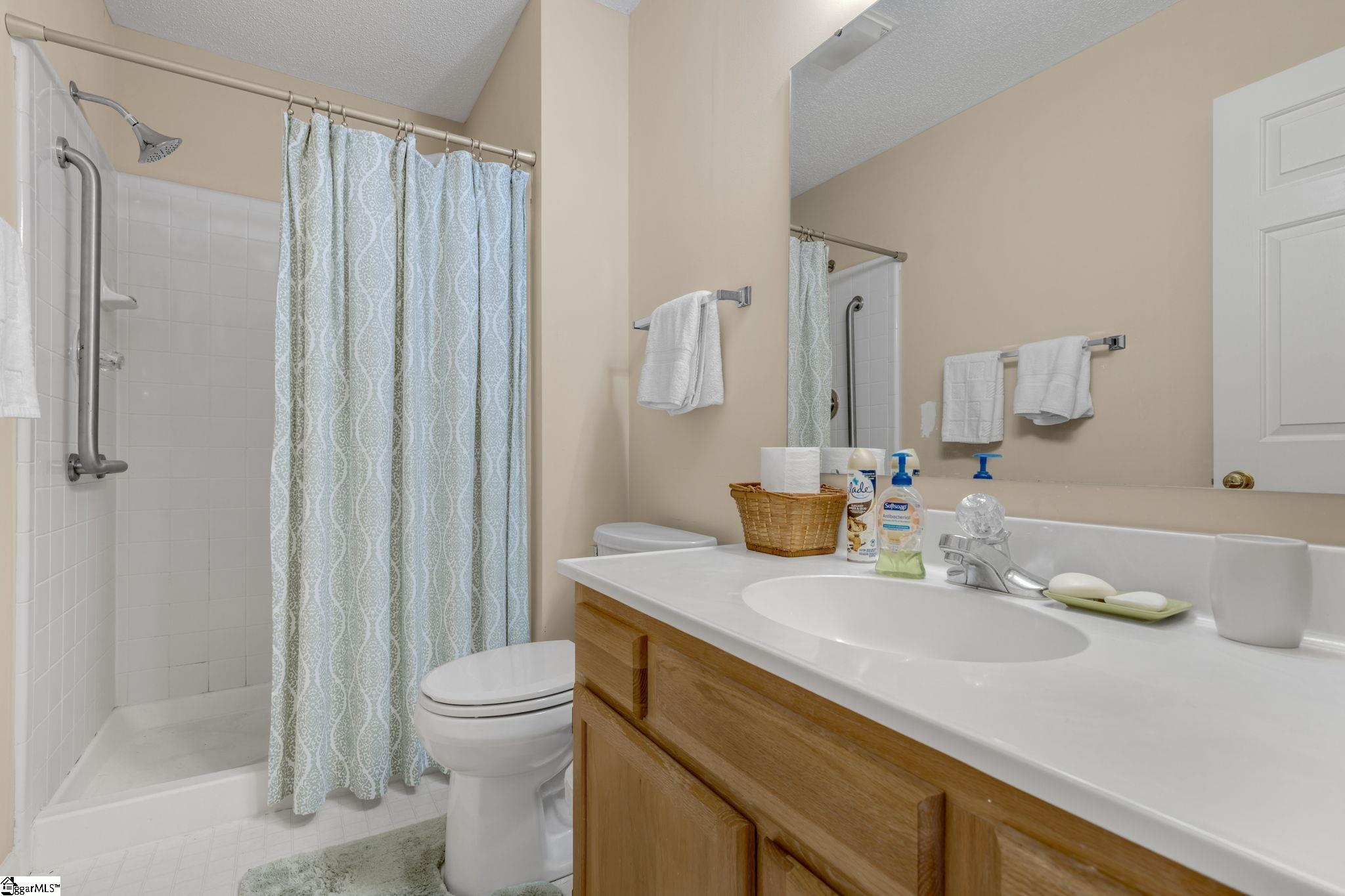 6 Hillview, Greenville, South Carolina image 23