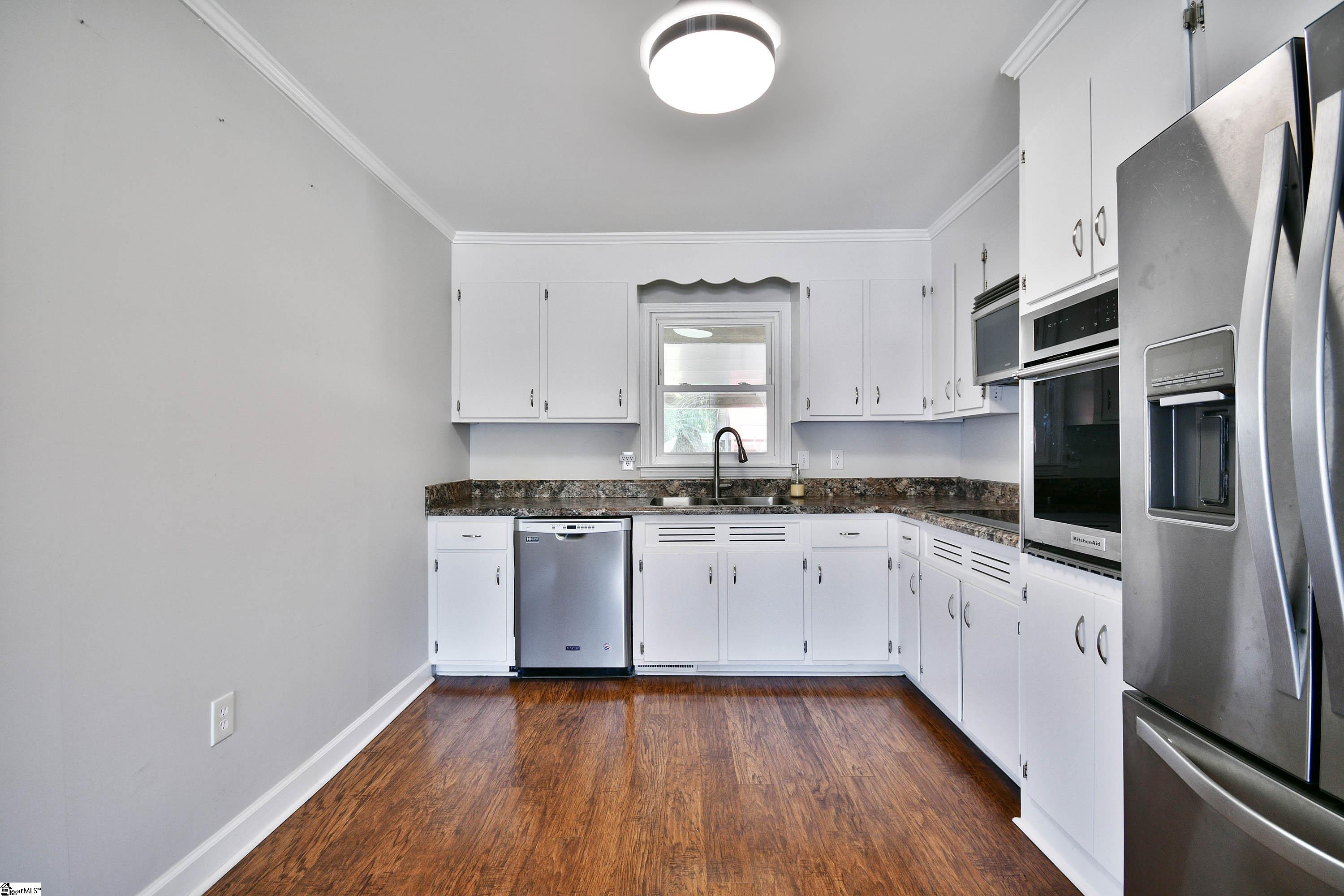 105 Ridgeland, Easley, South Carolina image 8