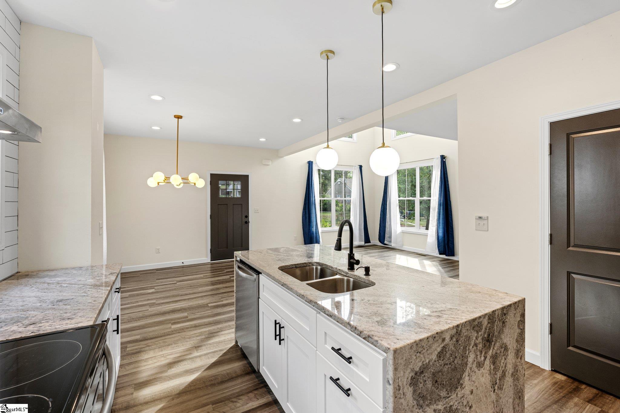 230 Maco, Greenville, South Carolina image 12