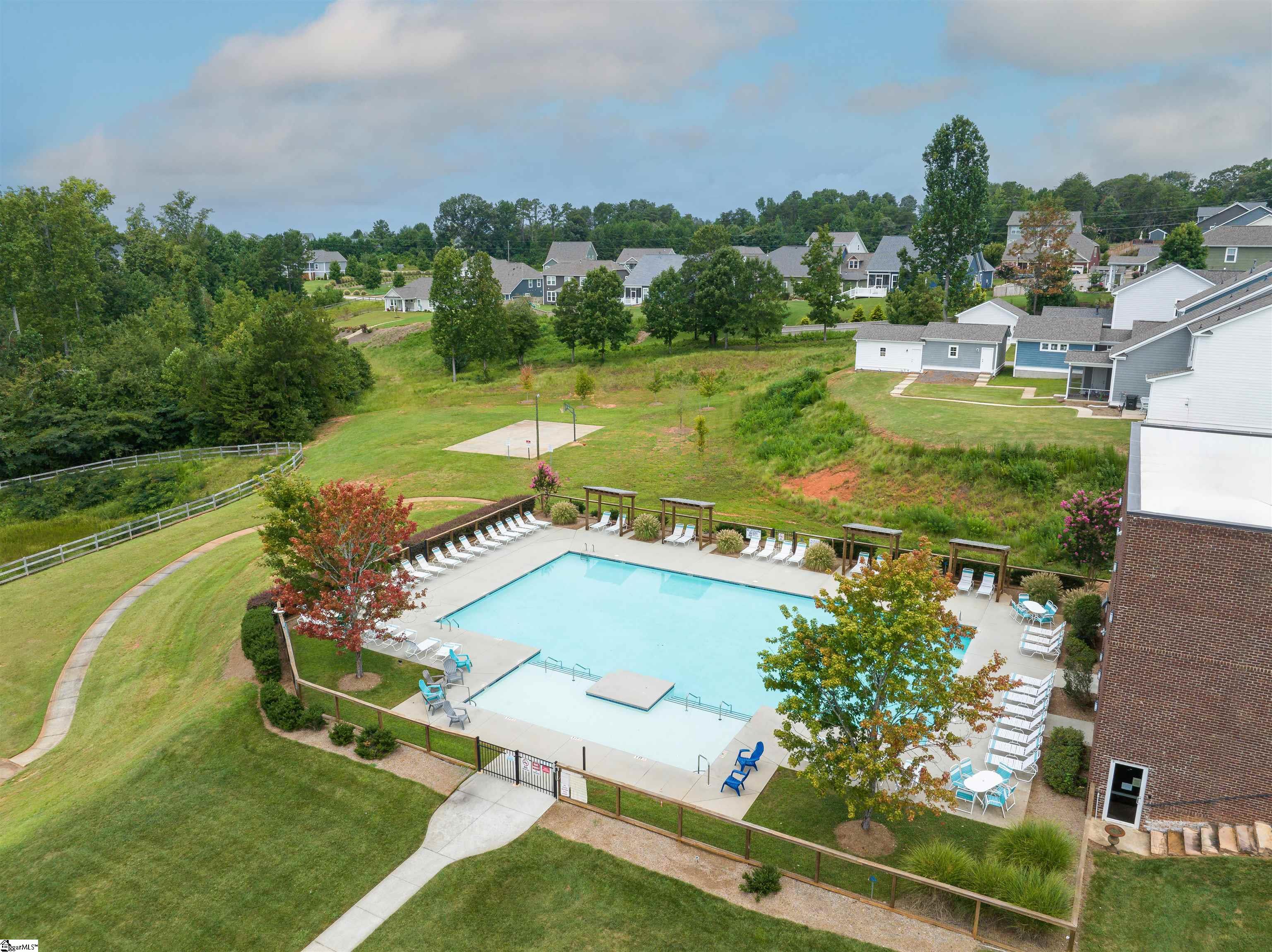 600 Novelty, Greer, South Carolina image 14