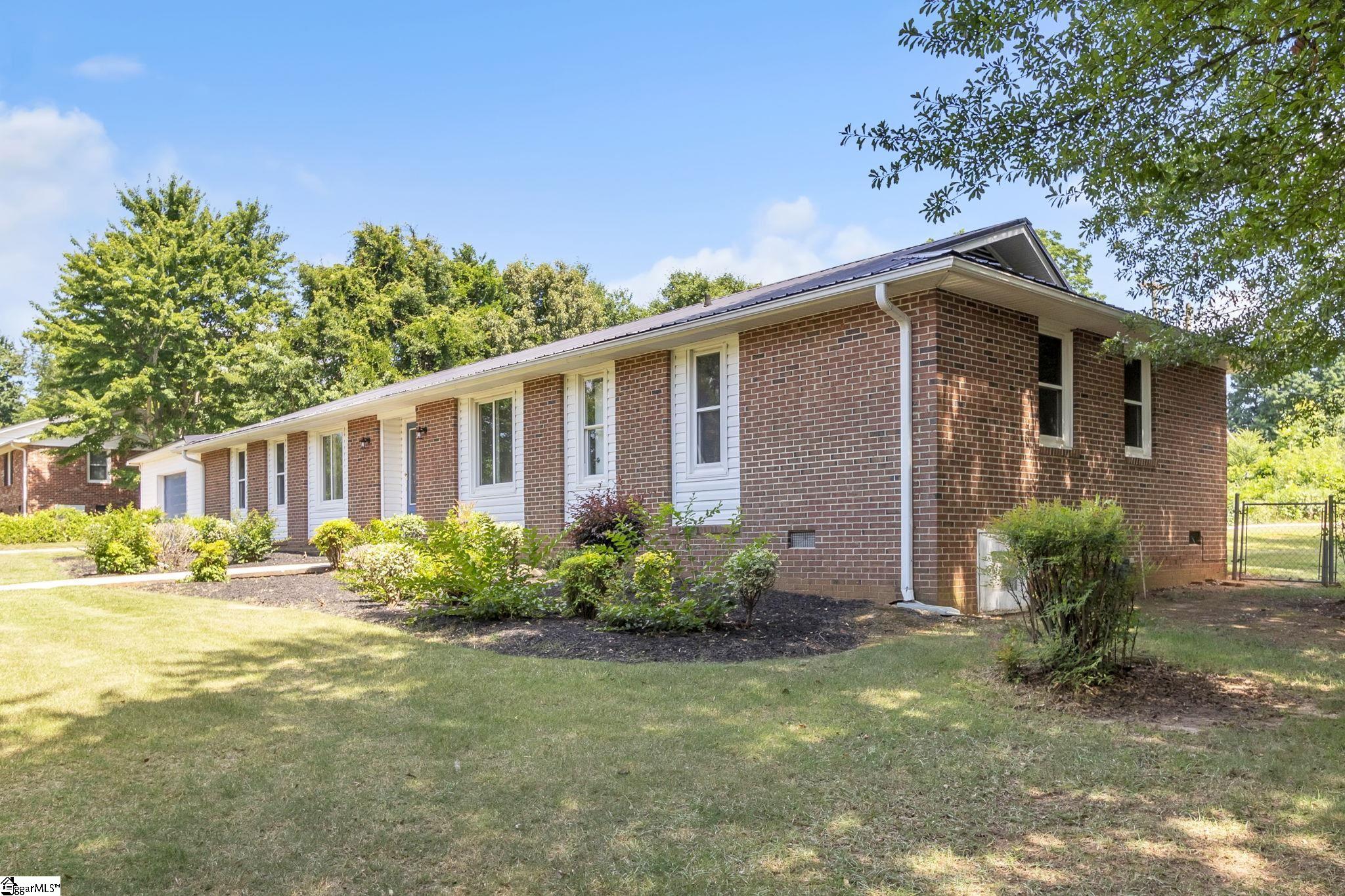 107 Carriage, Simpsonville, South Carolina image 2