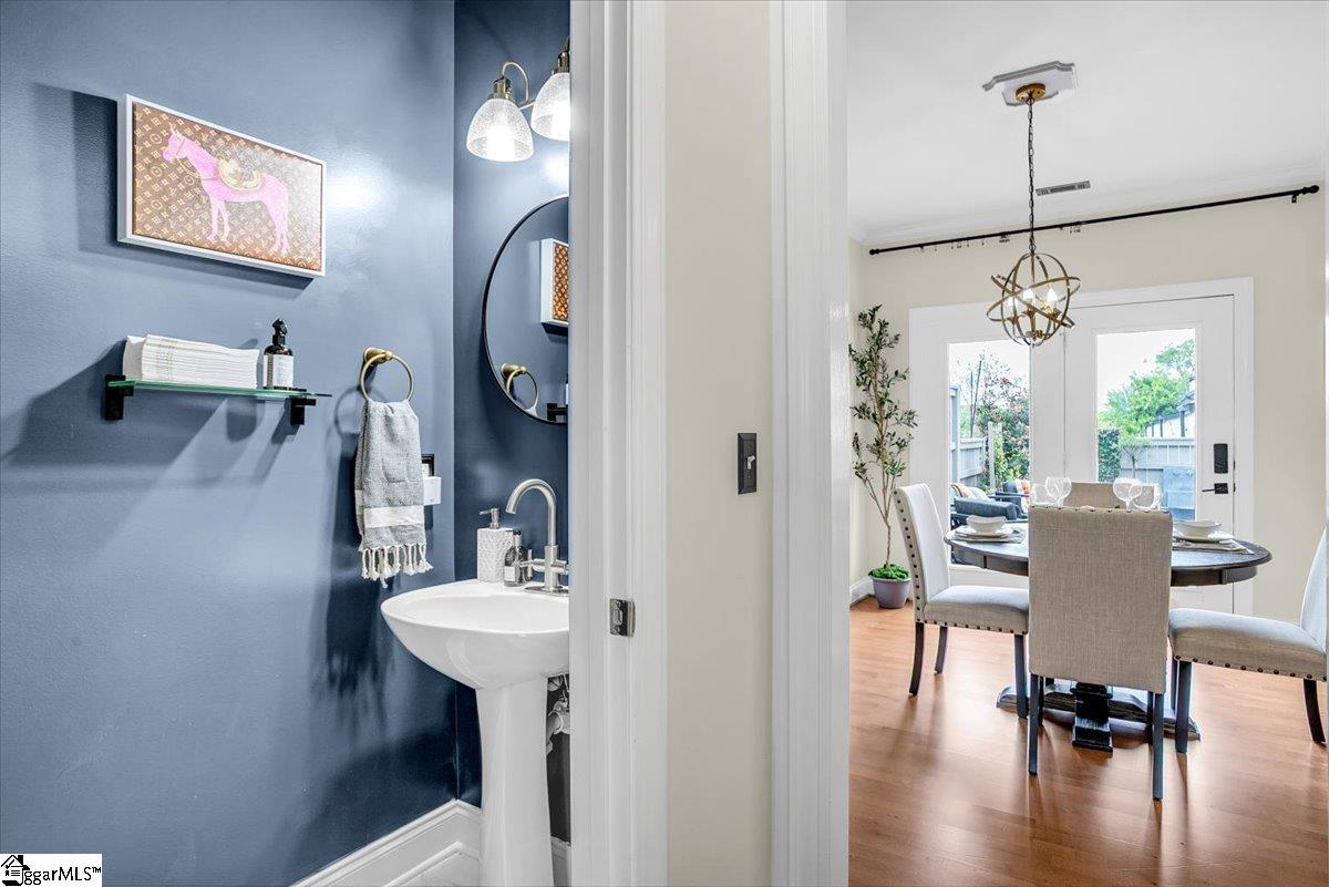 331 Arlington, Greenville, South Carolina image 9