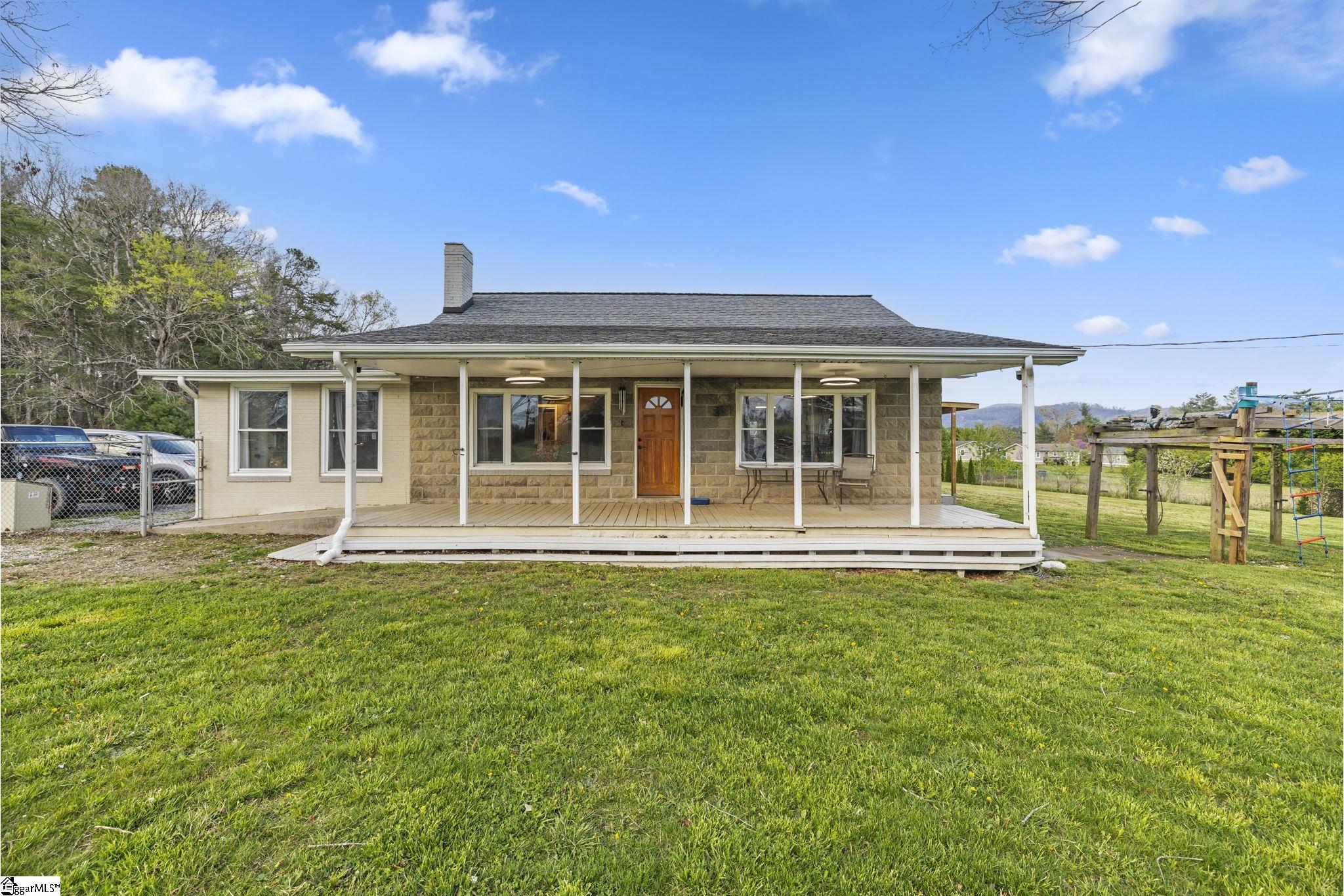224 Laycock, Hendersonville, North Carolina image 1