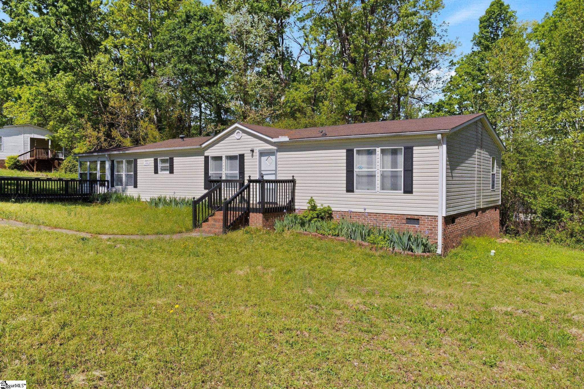 401 Walnut Crest, Fountain Inn, South Carolina image 1