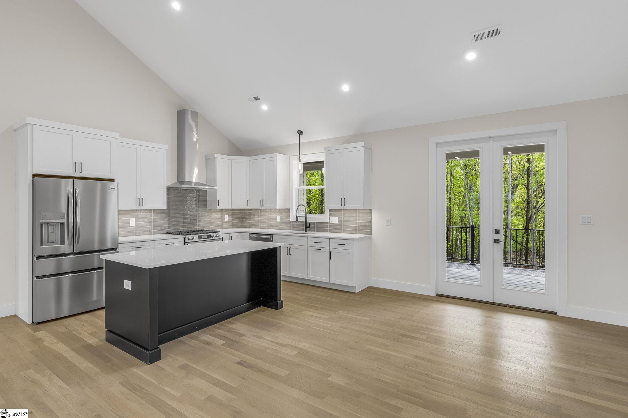 395 Mountainview, Landrum, South Carolina image 16