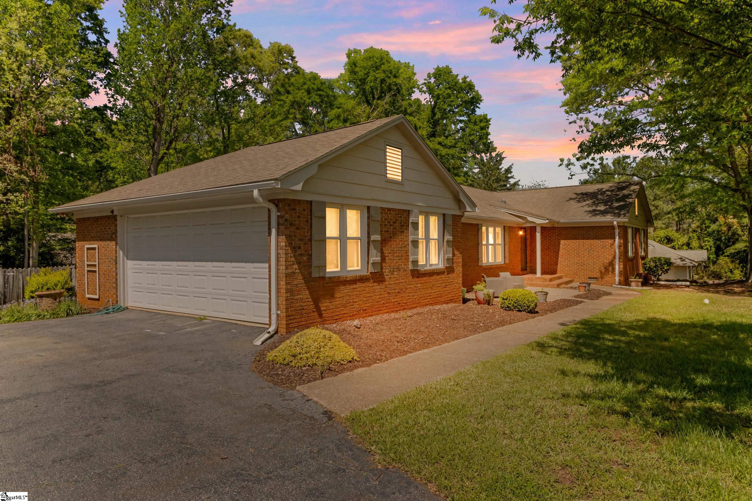 711 Meadowbrook, Spartanburg, South Carolina image 2