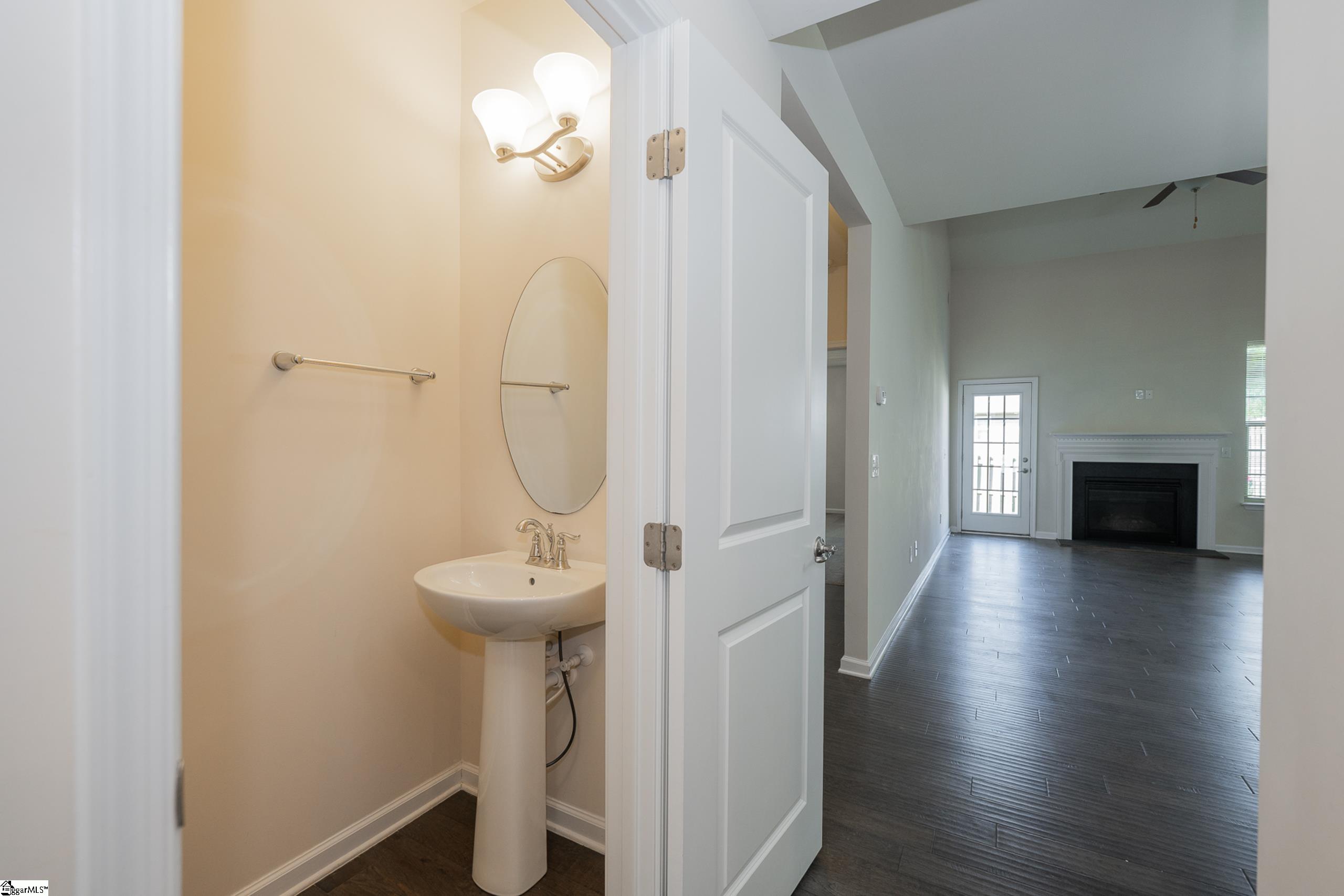 19 Fairchild, Greenville, South Carolina image 11