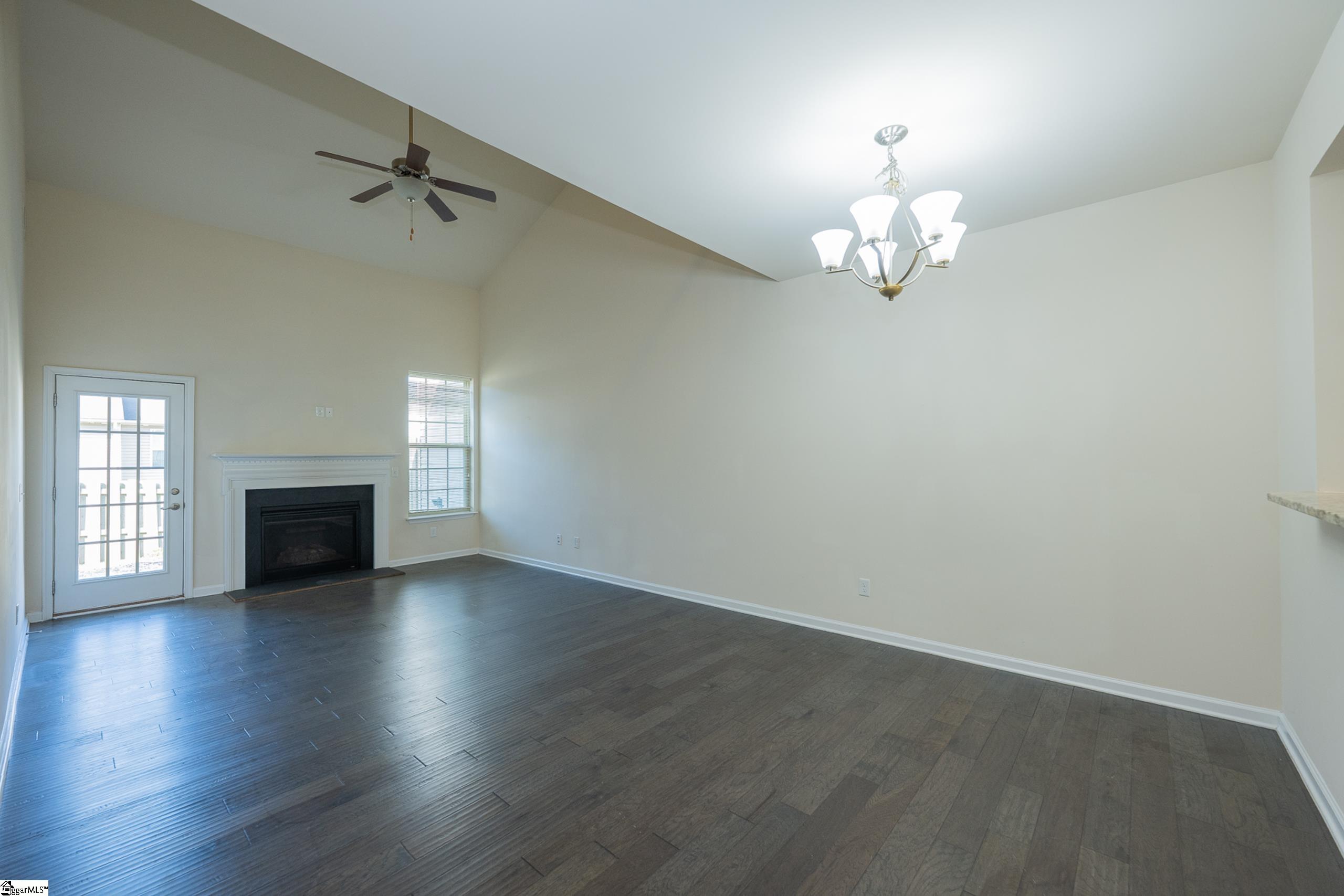 19 Fairchild, Greenville, South Carolina image 13