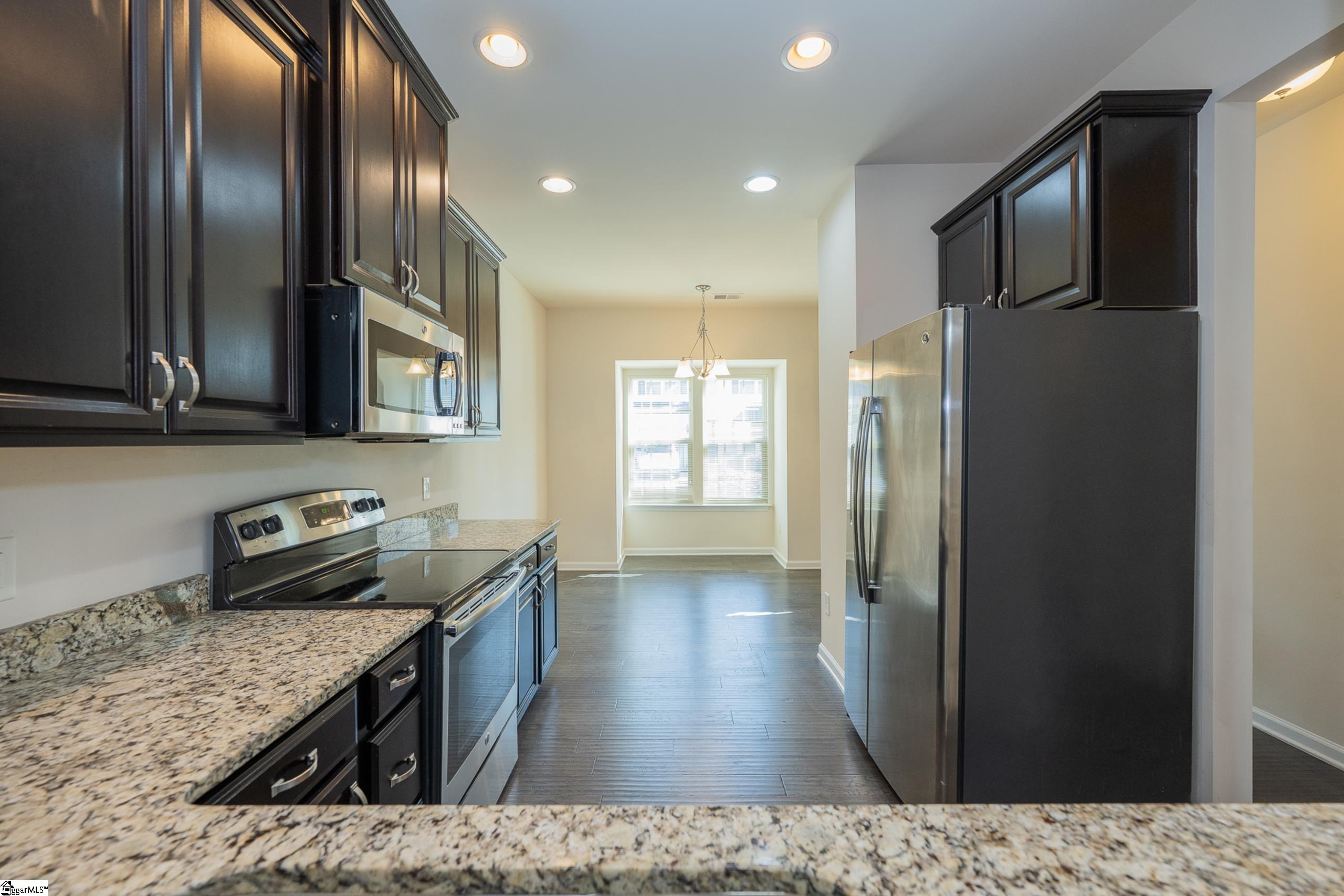 19 Fairchild, Greenville, South Carolina image 10